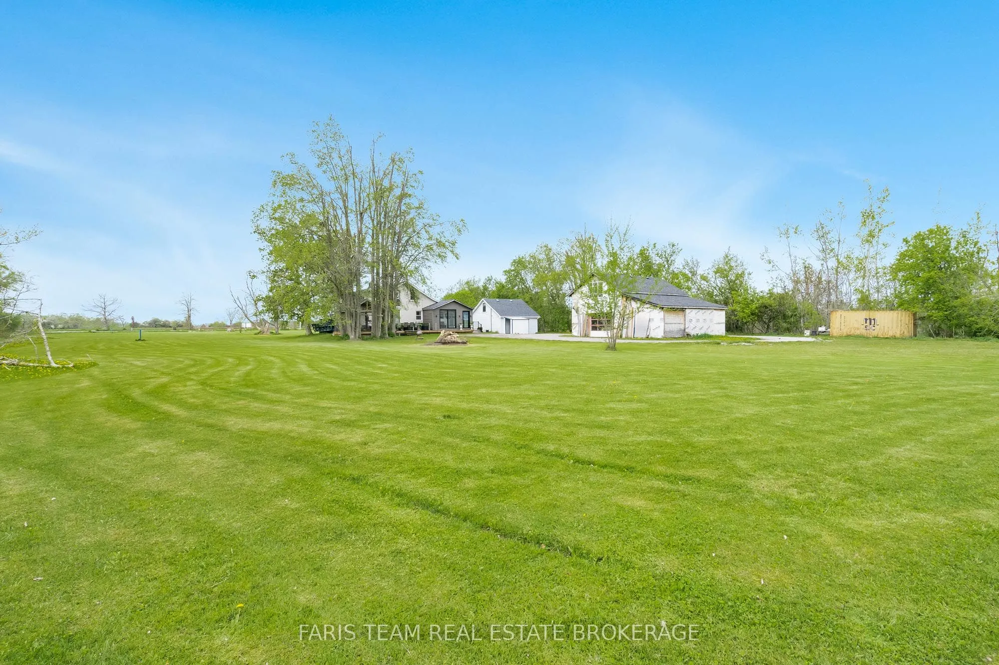 2351 20th Side Road