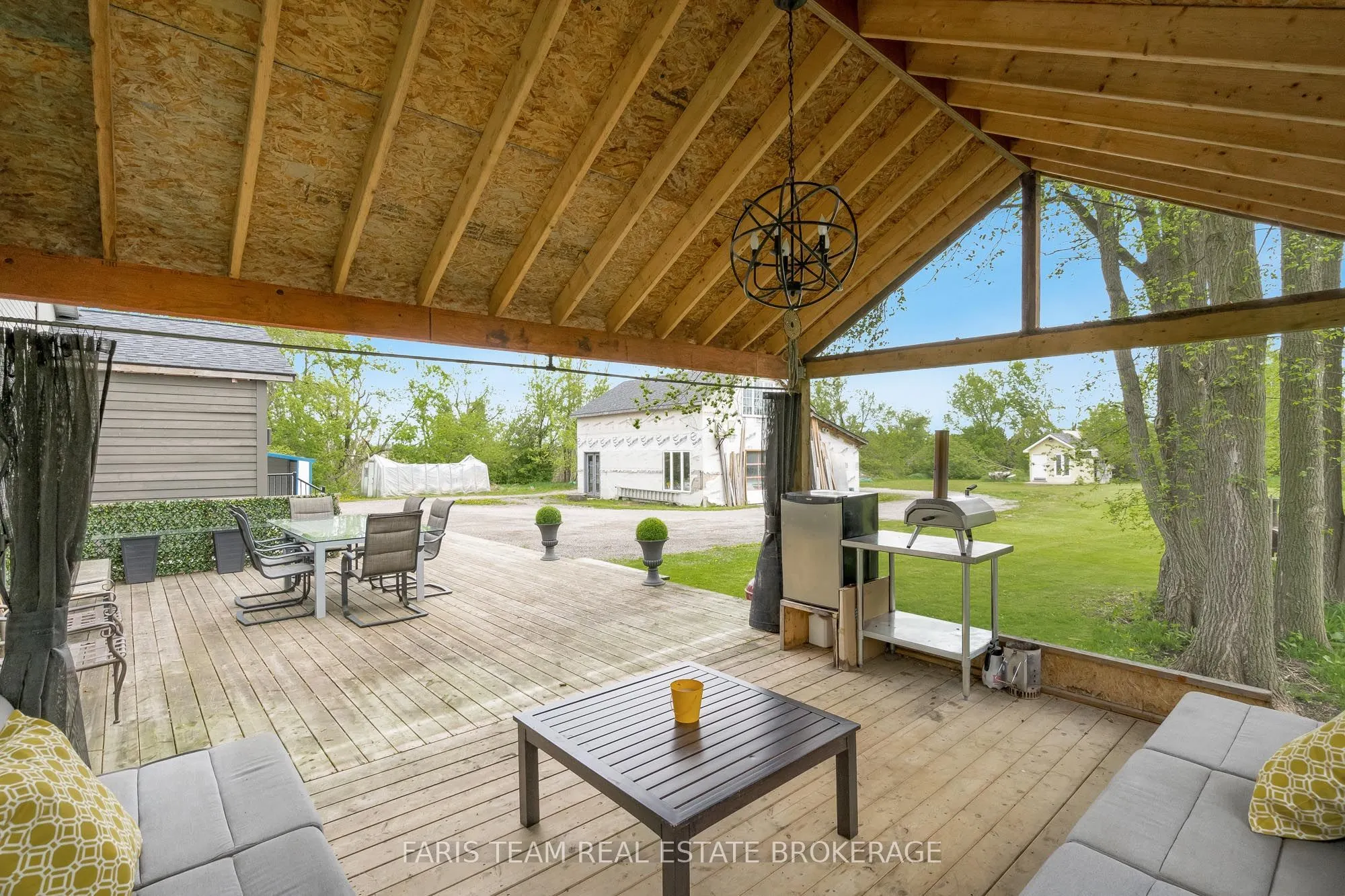 2351 20th Side Road