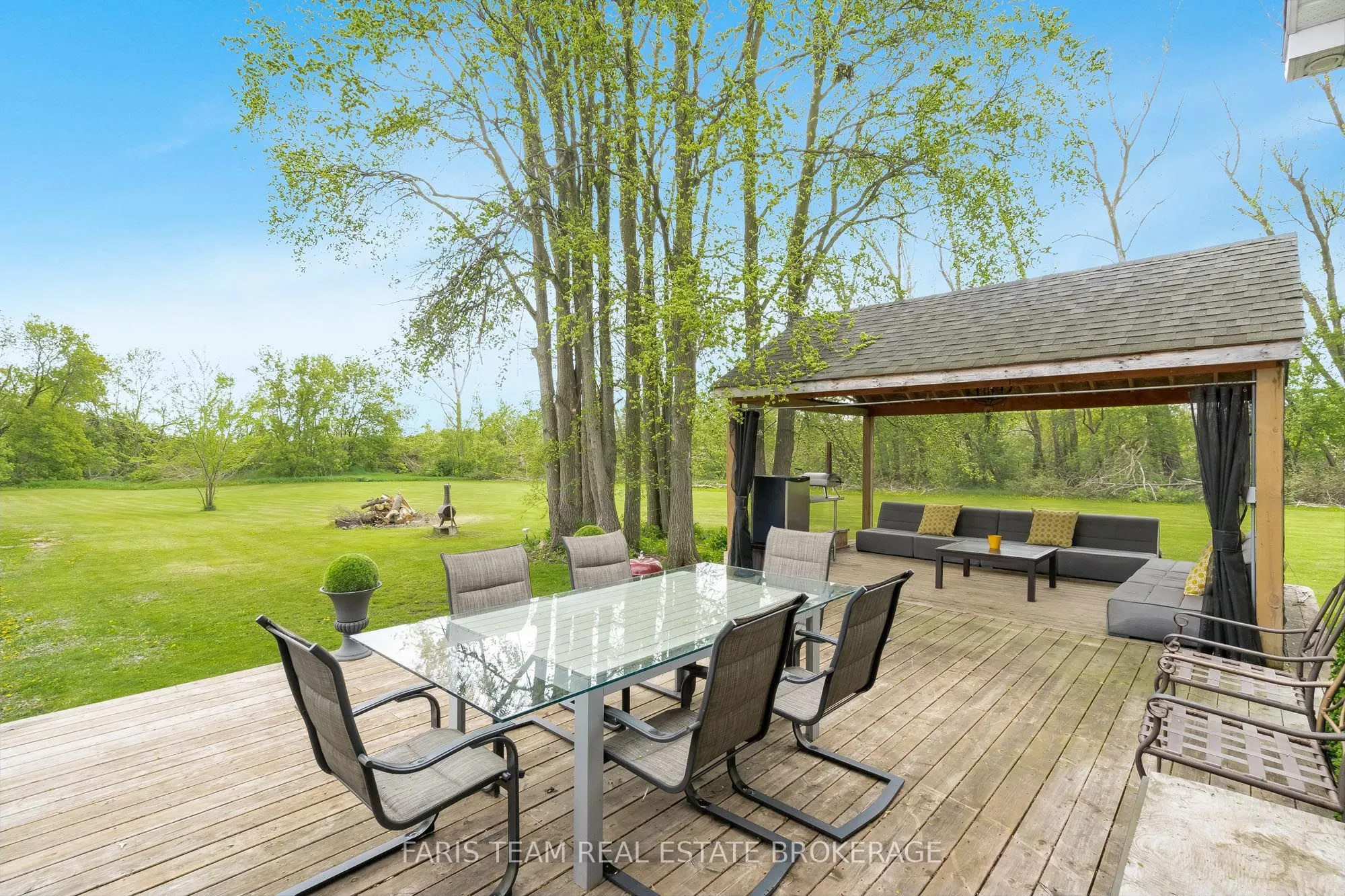 2351 20th Side Road