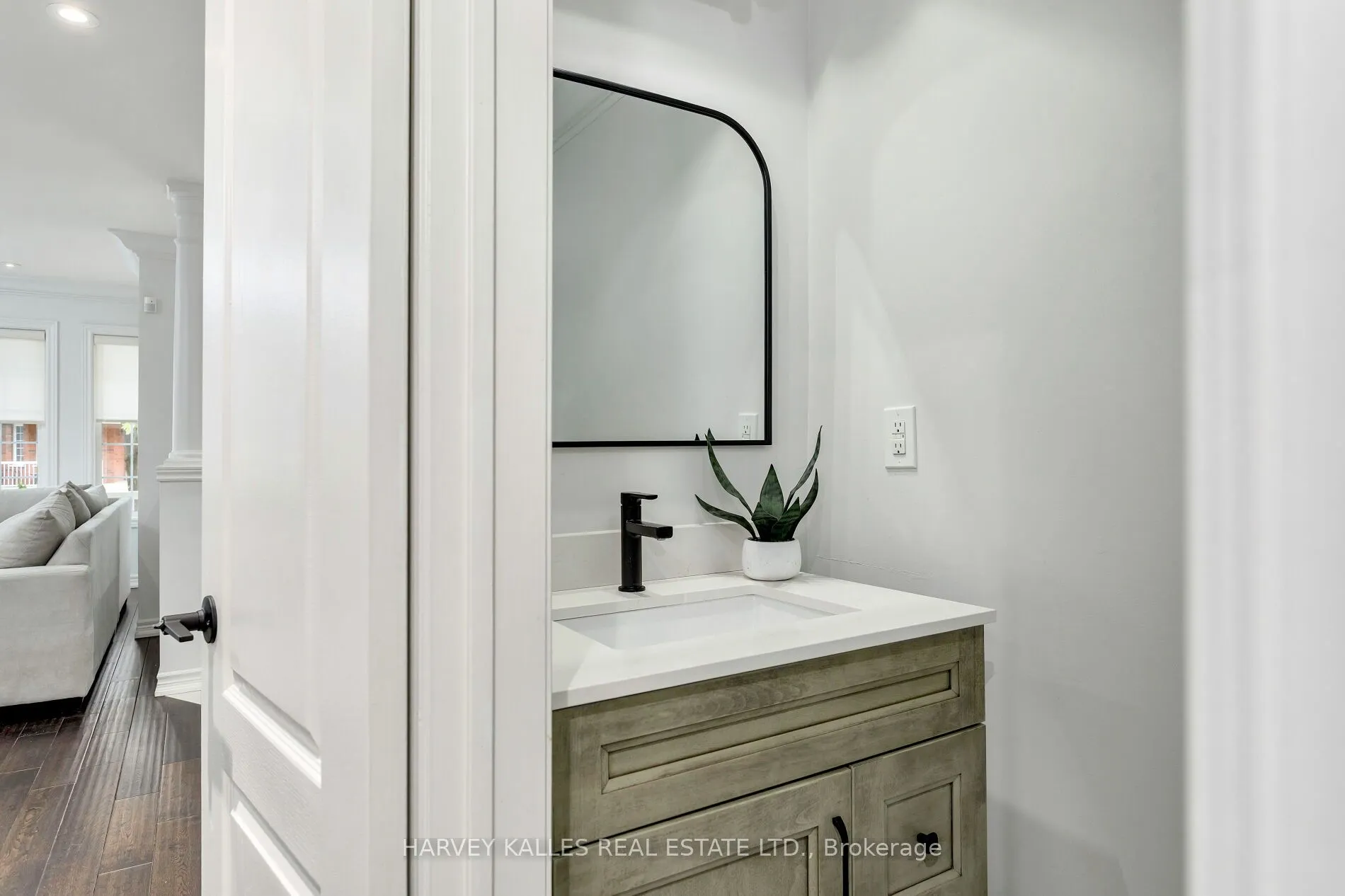 30 Bluewater Trail