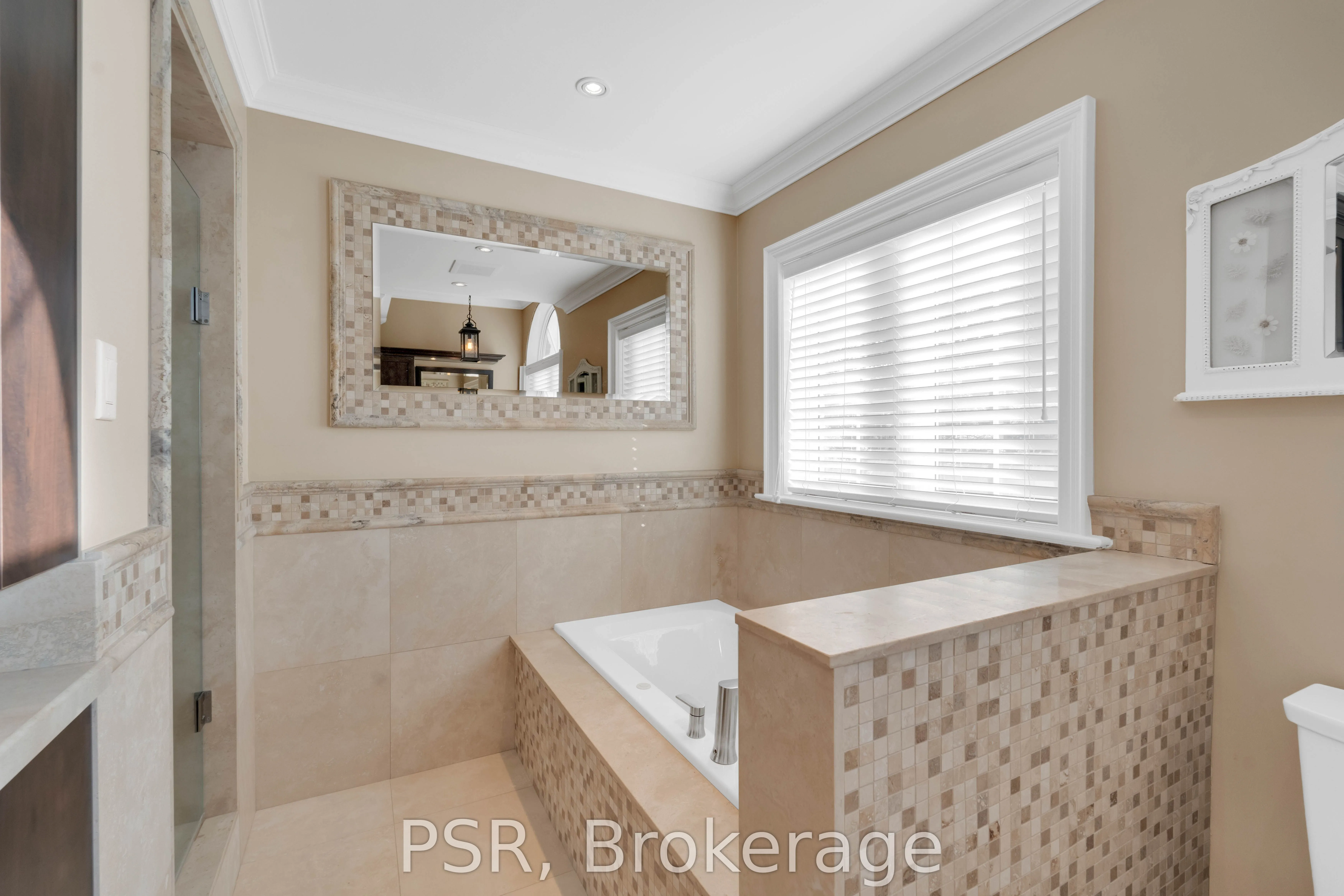 124 Elmpine Trail