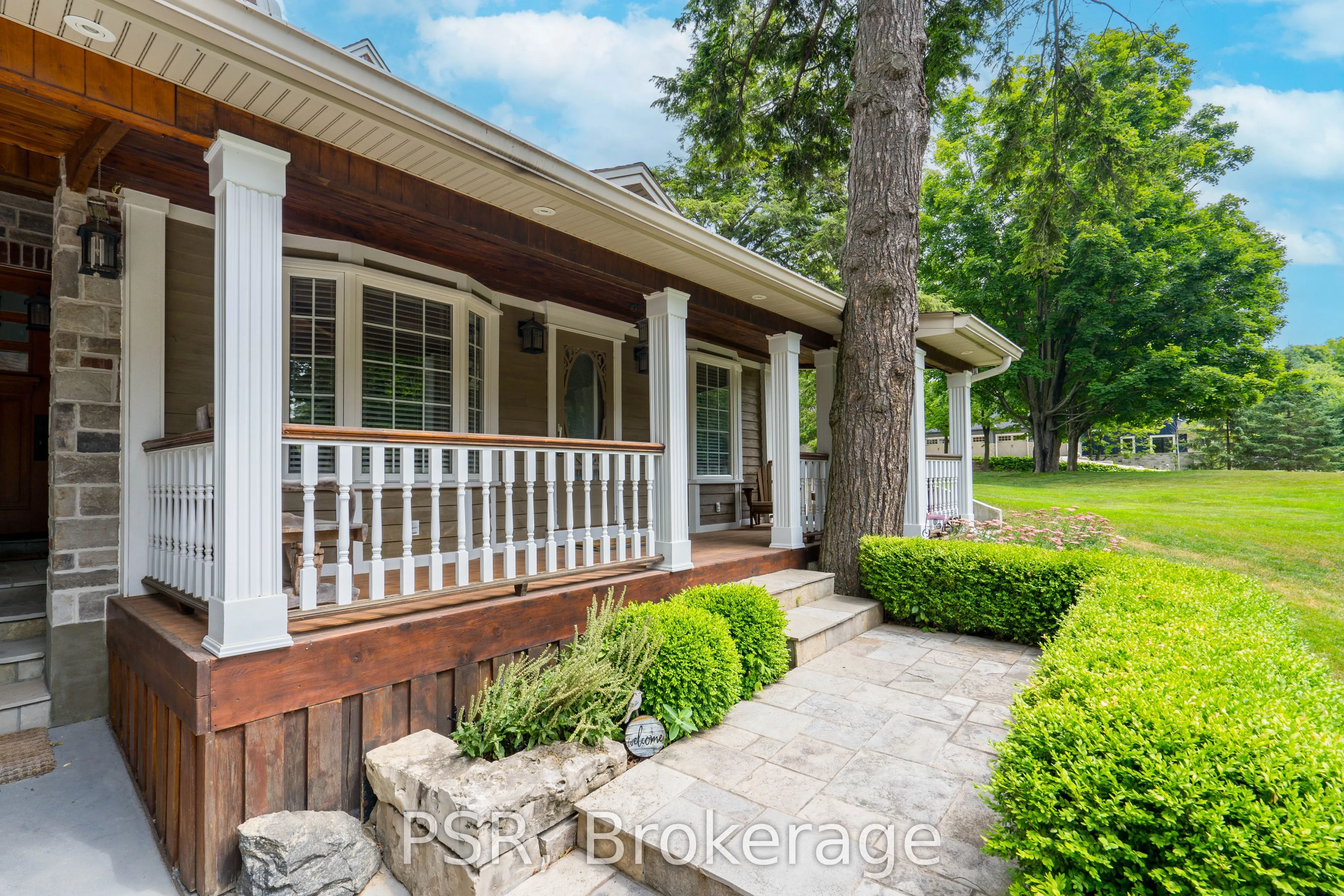 124 Elmpine Trail