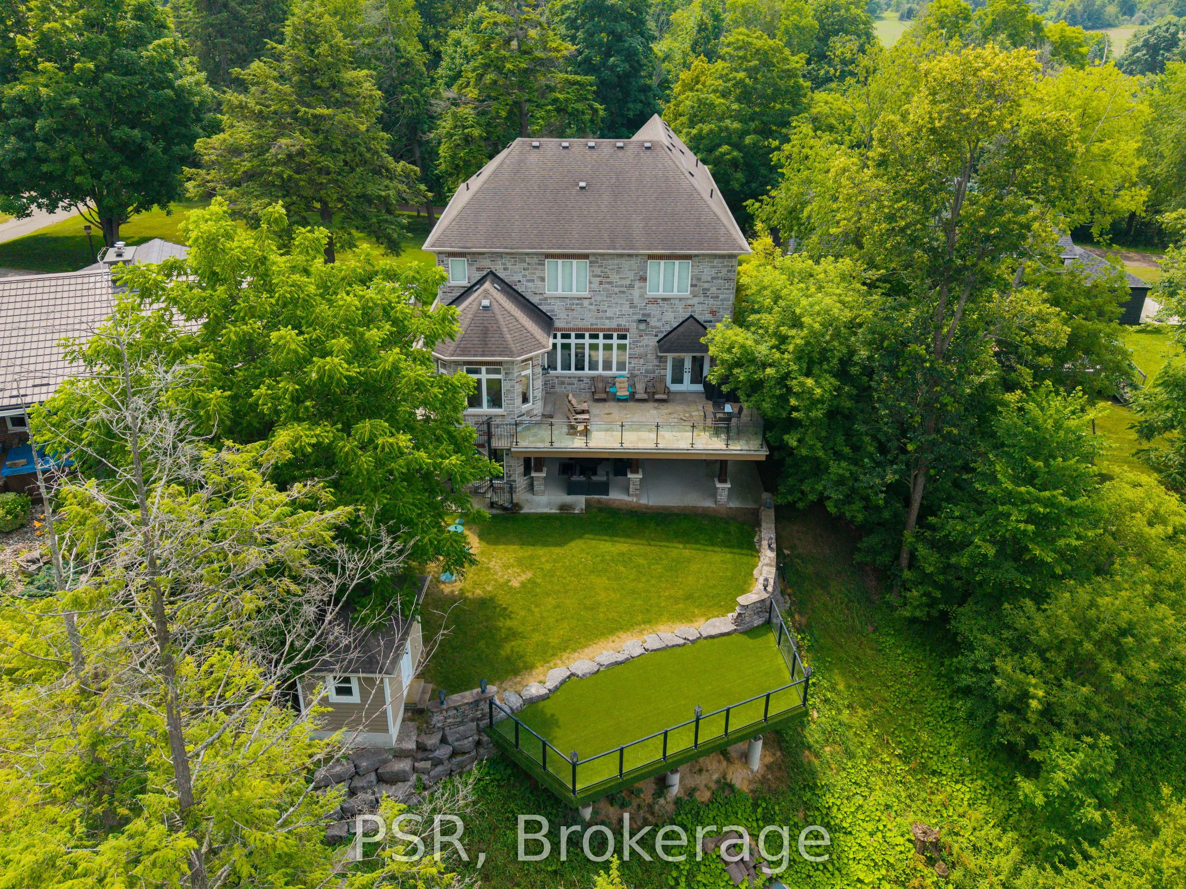 124 Elmpine Trail