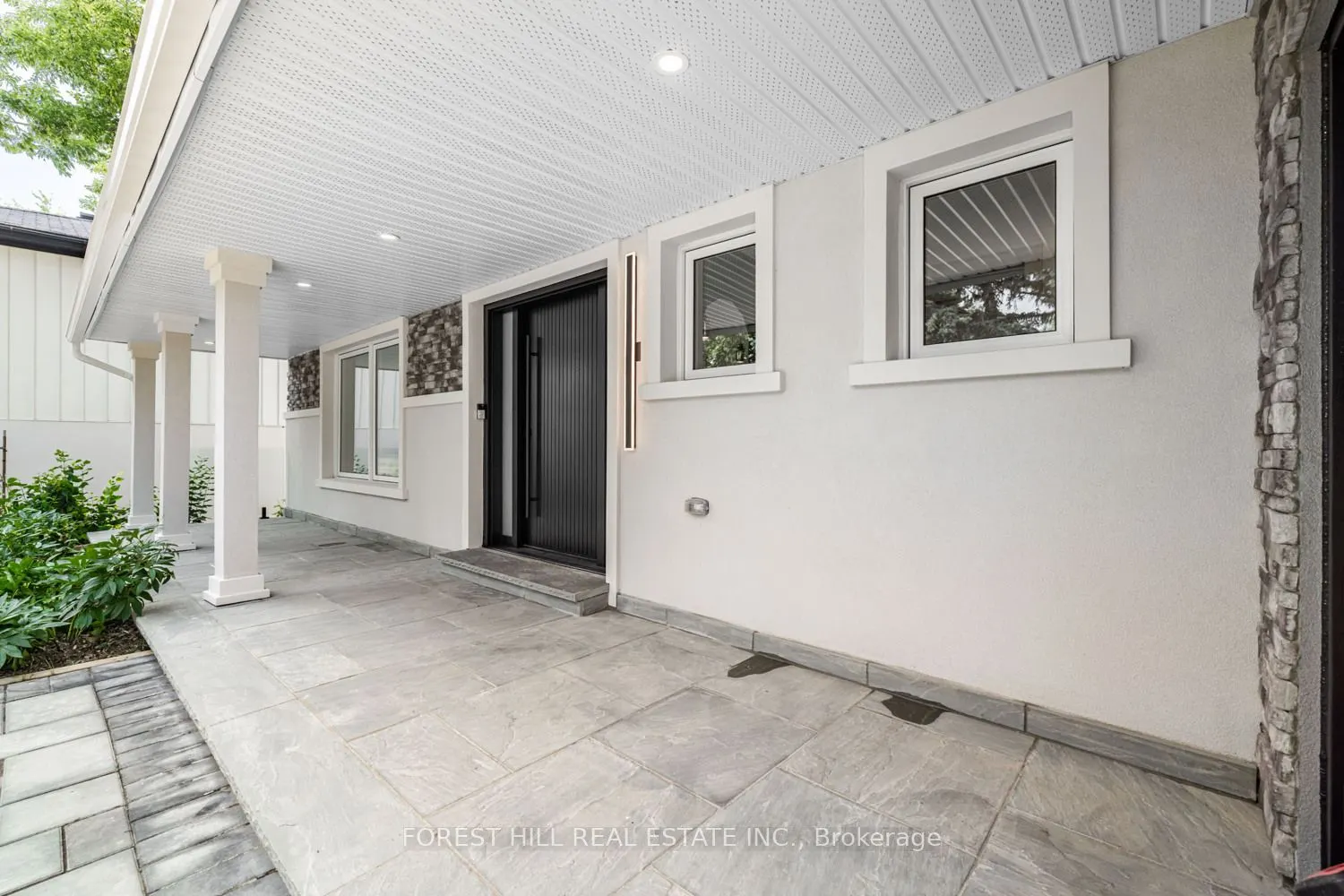 43 Thorny Brae Drive