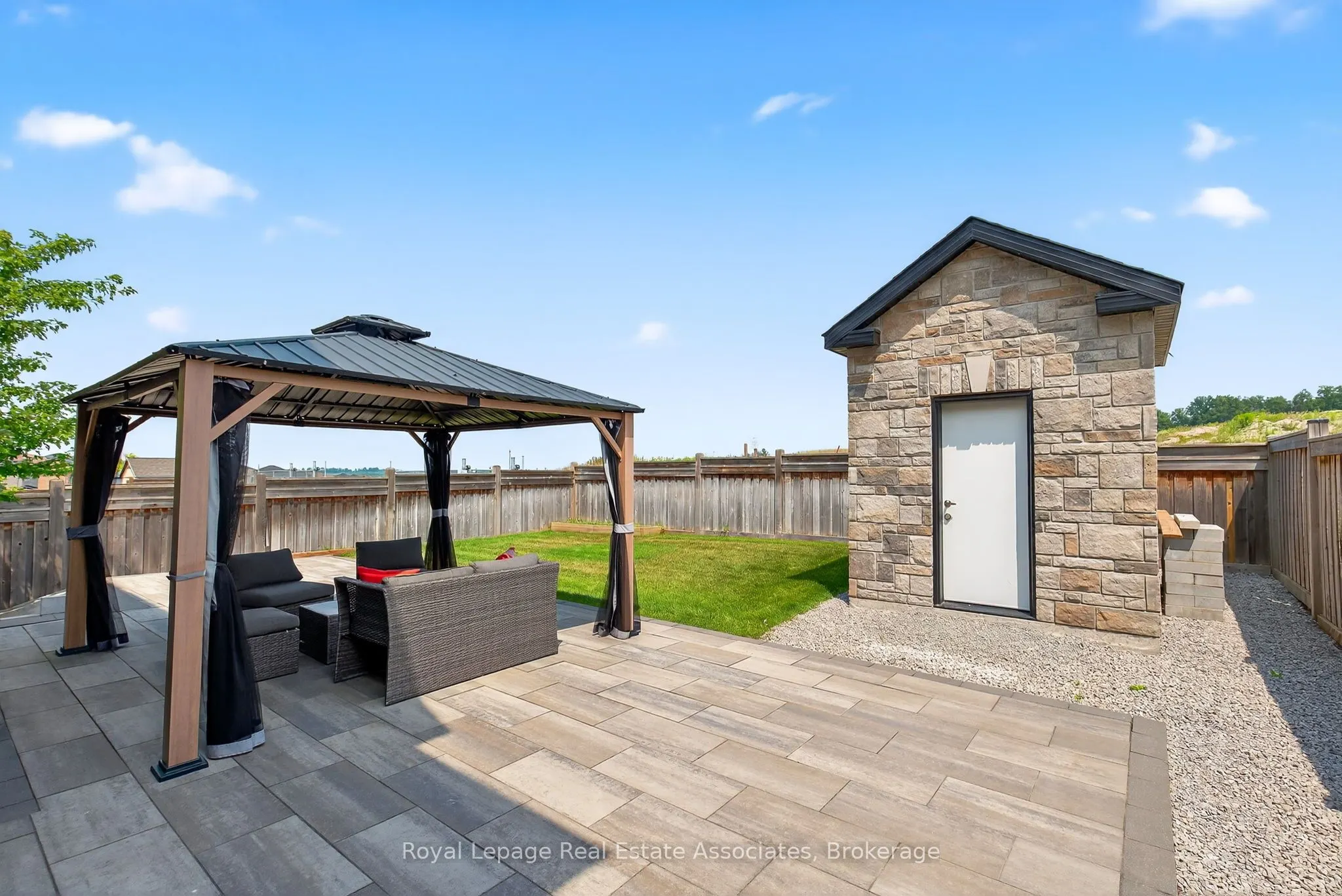 113 Sutcliffe Way