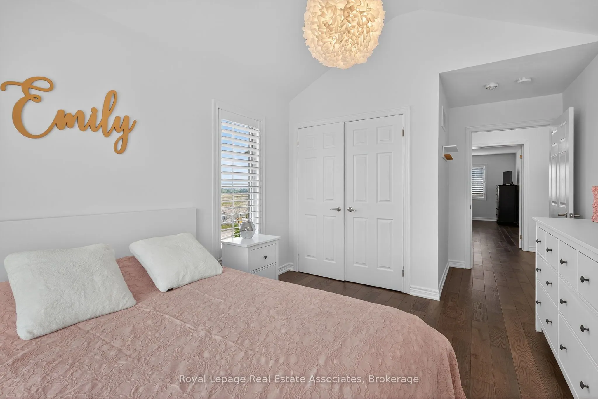 113 Sutcliffe Way