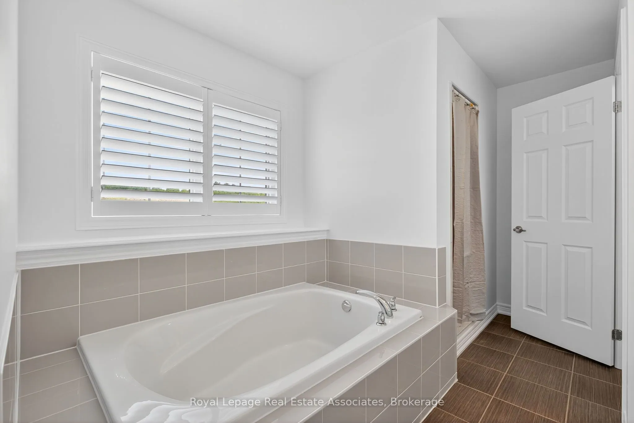 113 Sutcliffe Way
