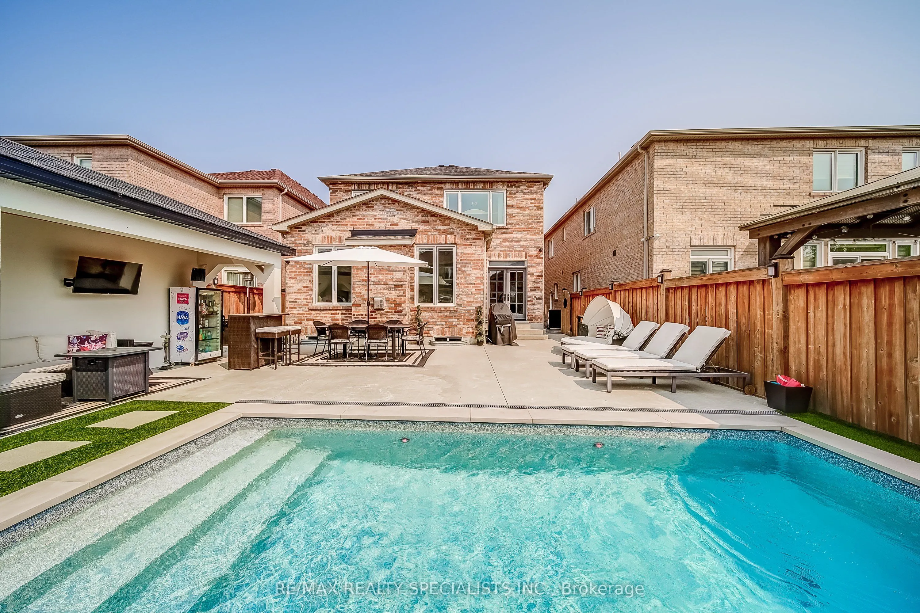 72 Empire Drive