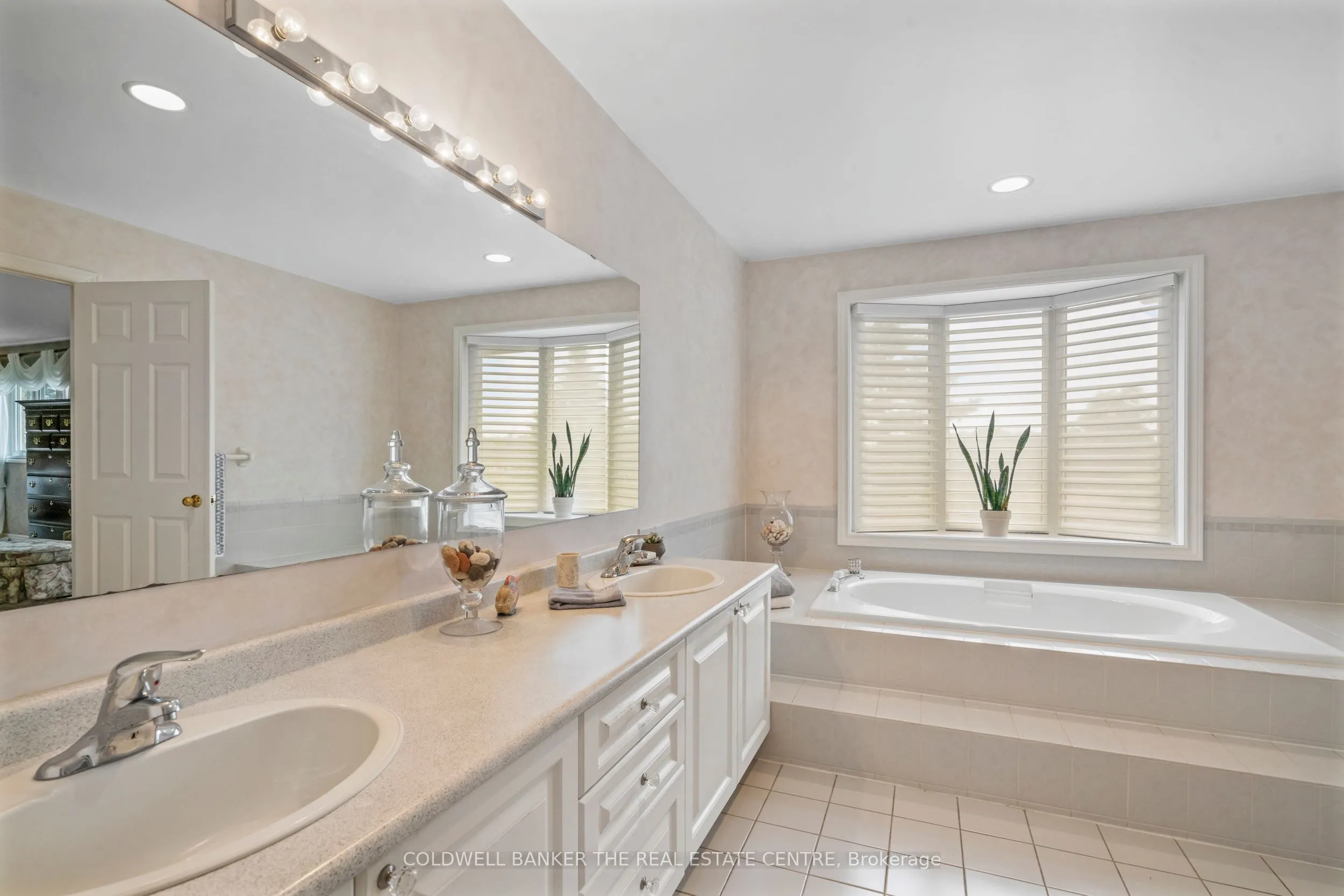 384 Amberlee Court