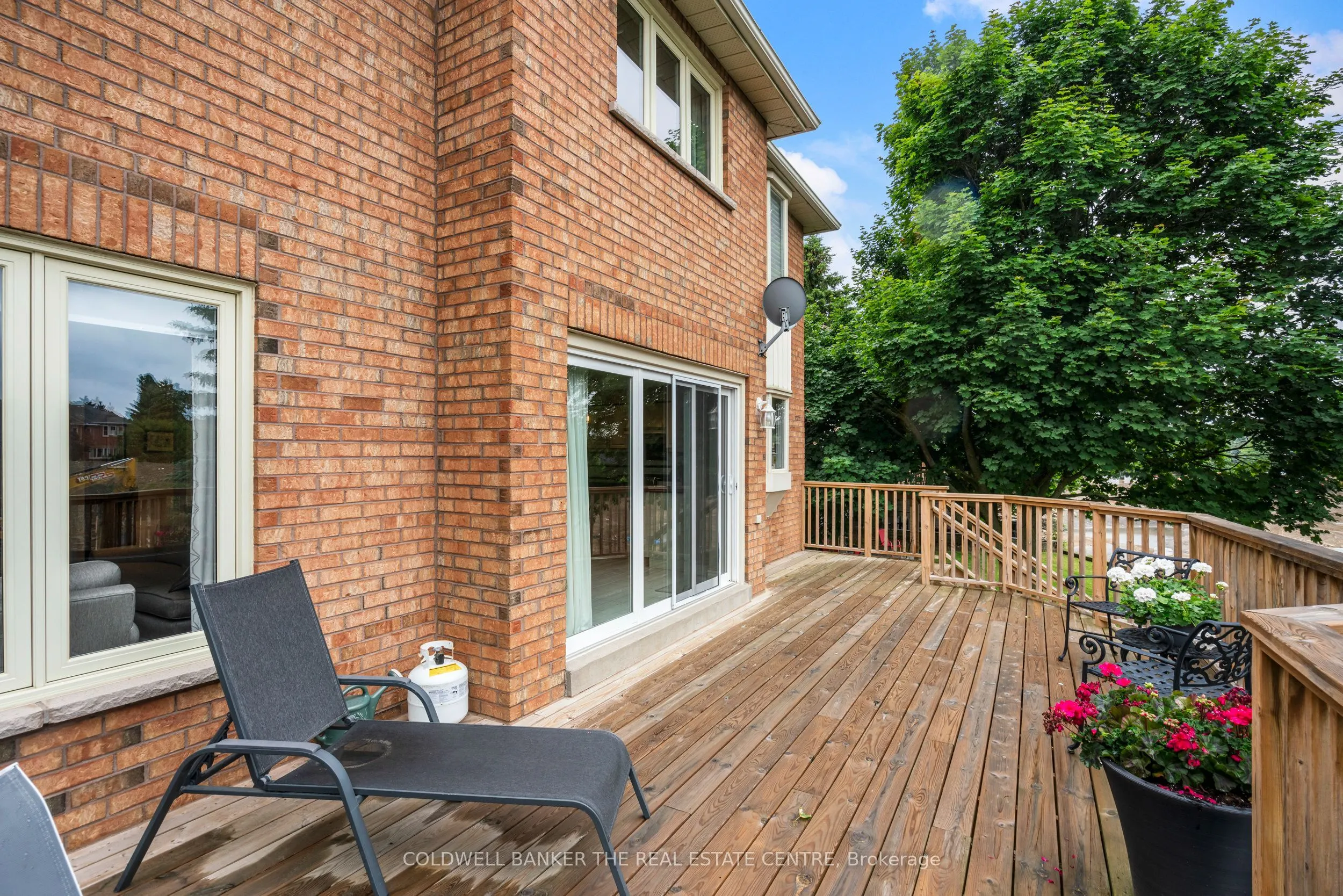 384 Amberlee Court