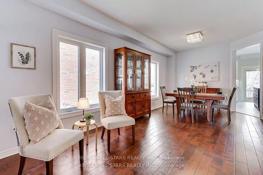16 James Ratcliff Avenue
