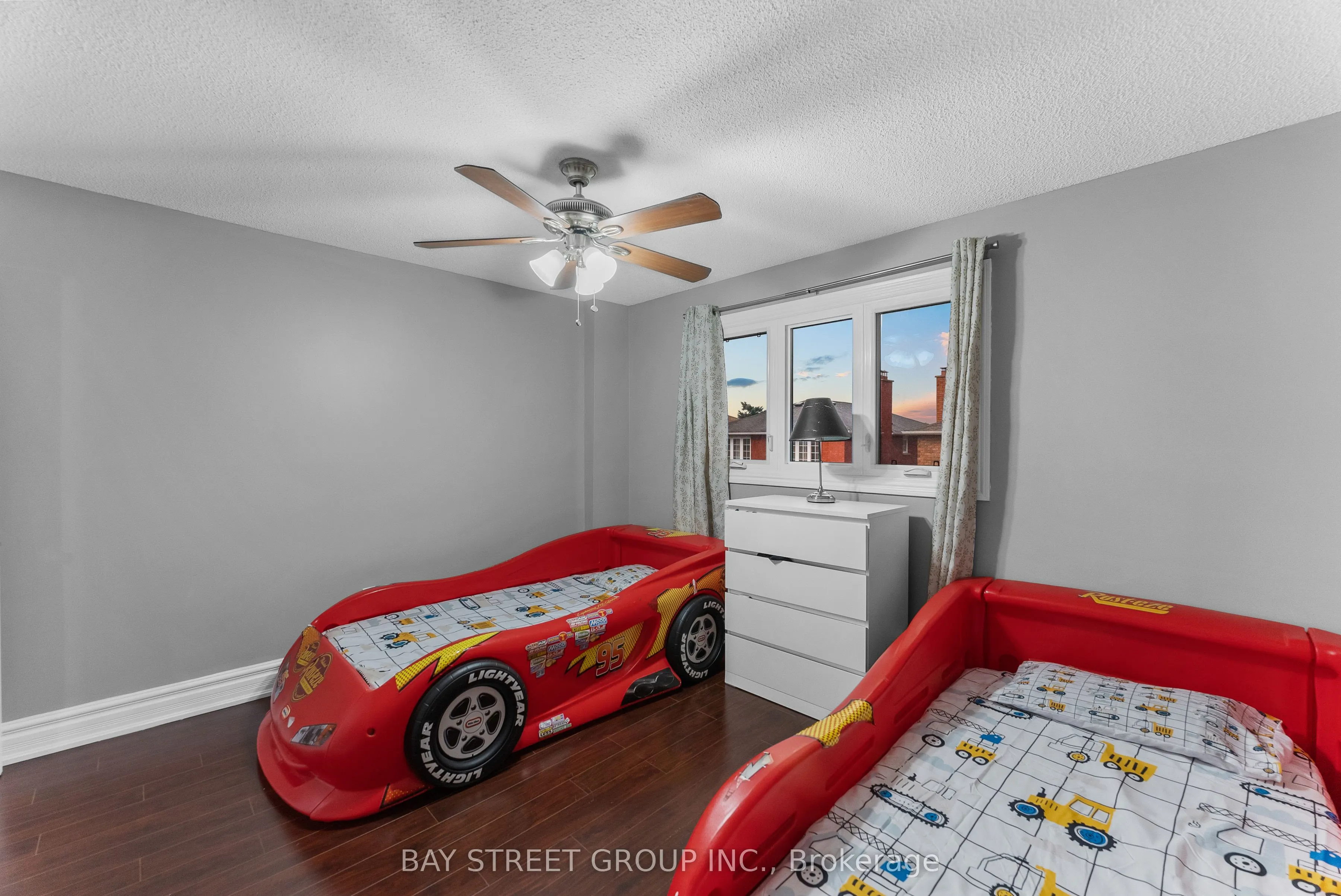 34 Lamp Crescent