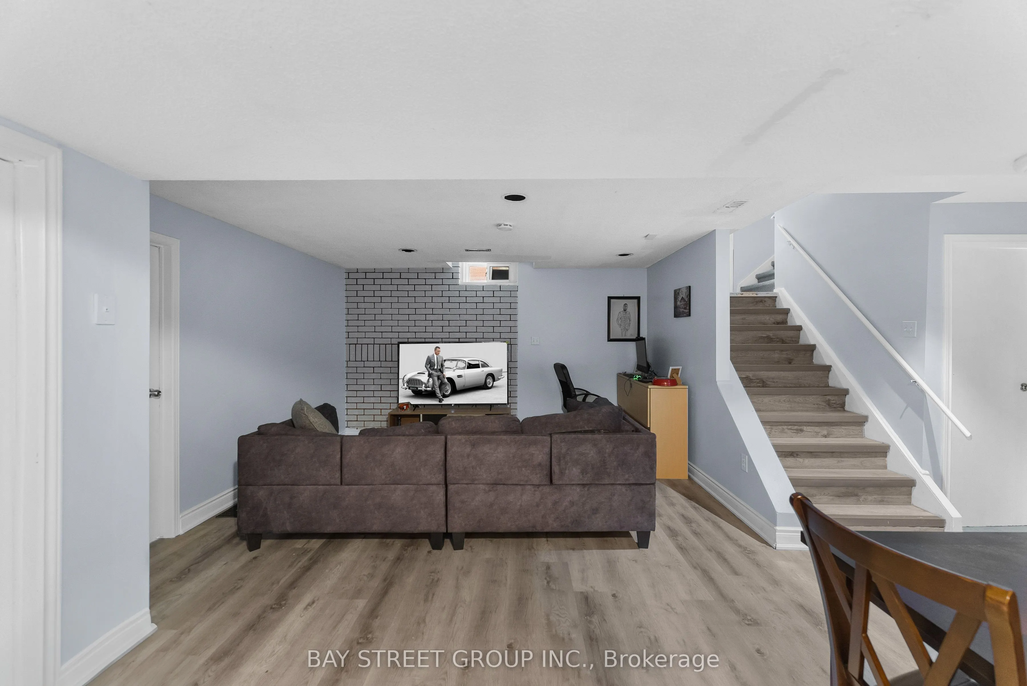 34 Lamp Crescent