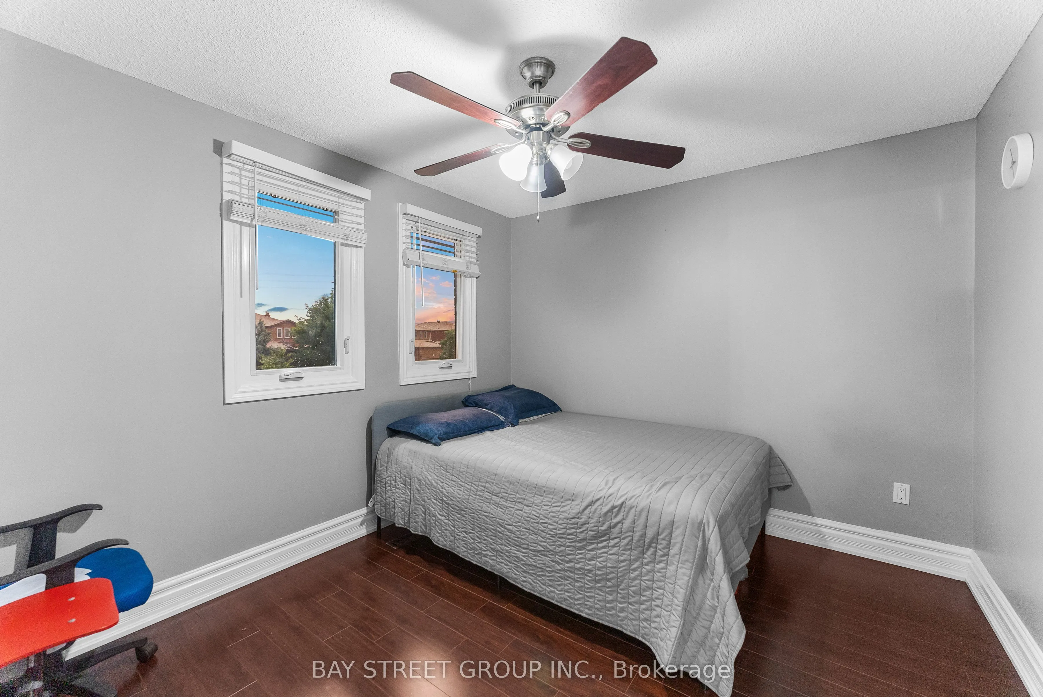 34 Lamp Crescent