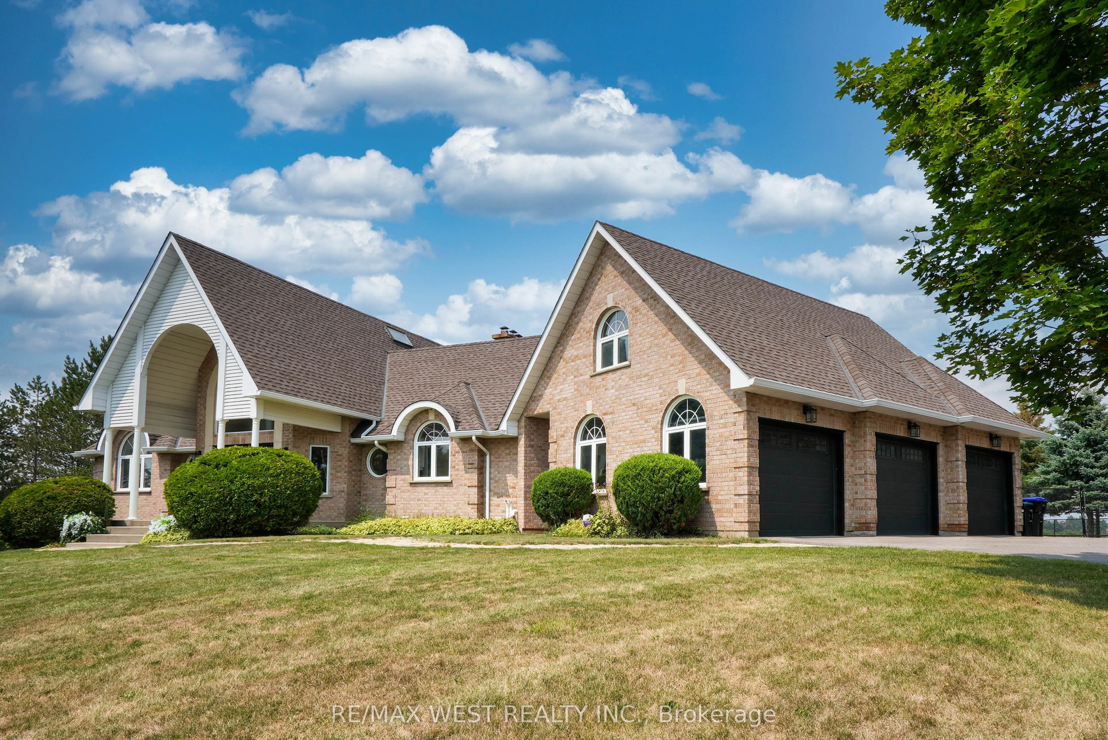 7636 County 1 Road