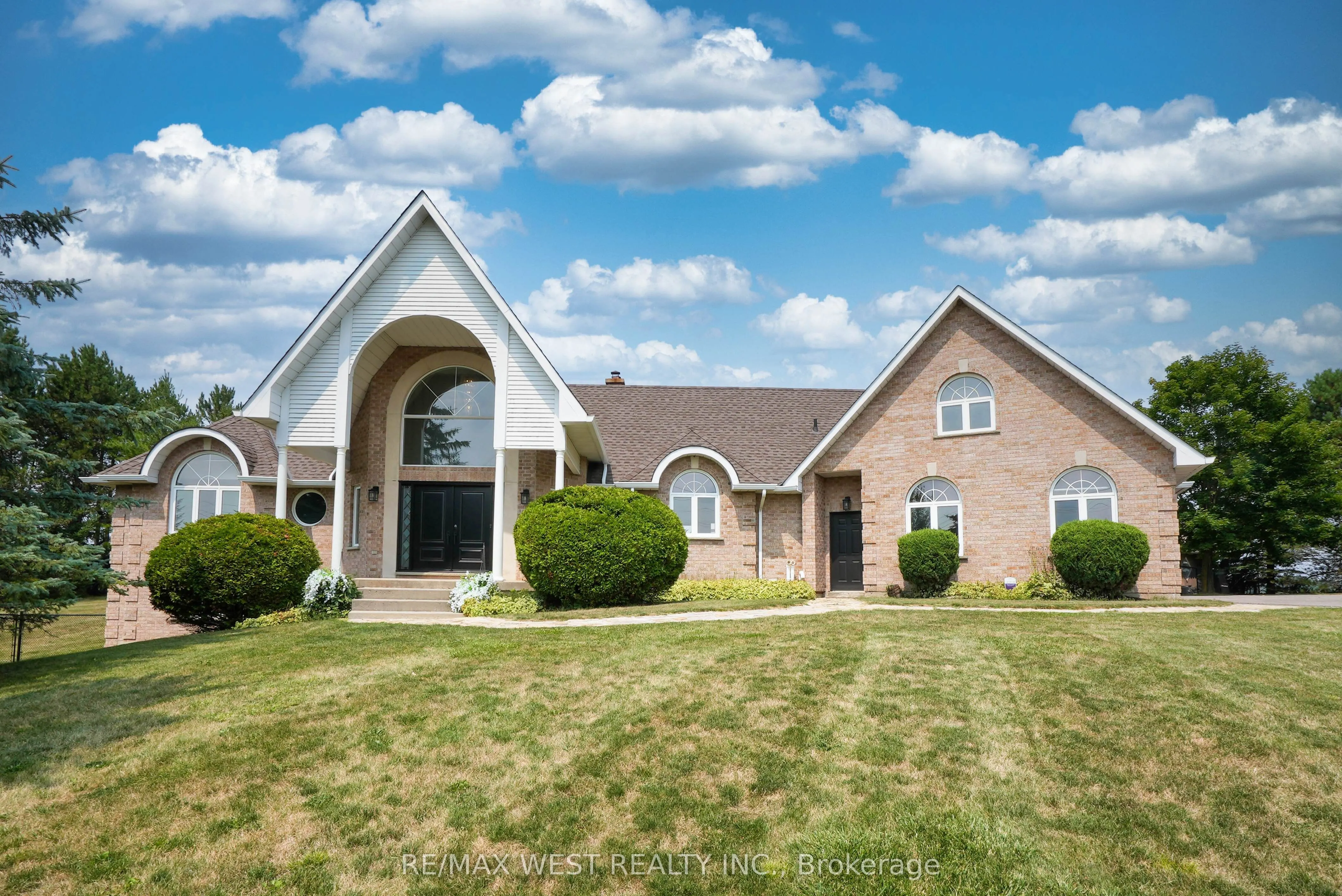 7636 County 1 Road