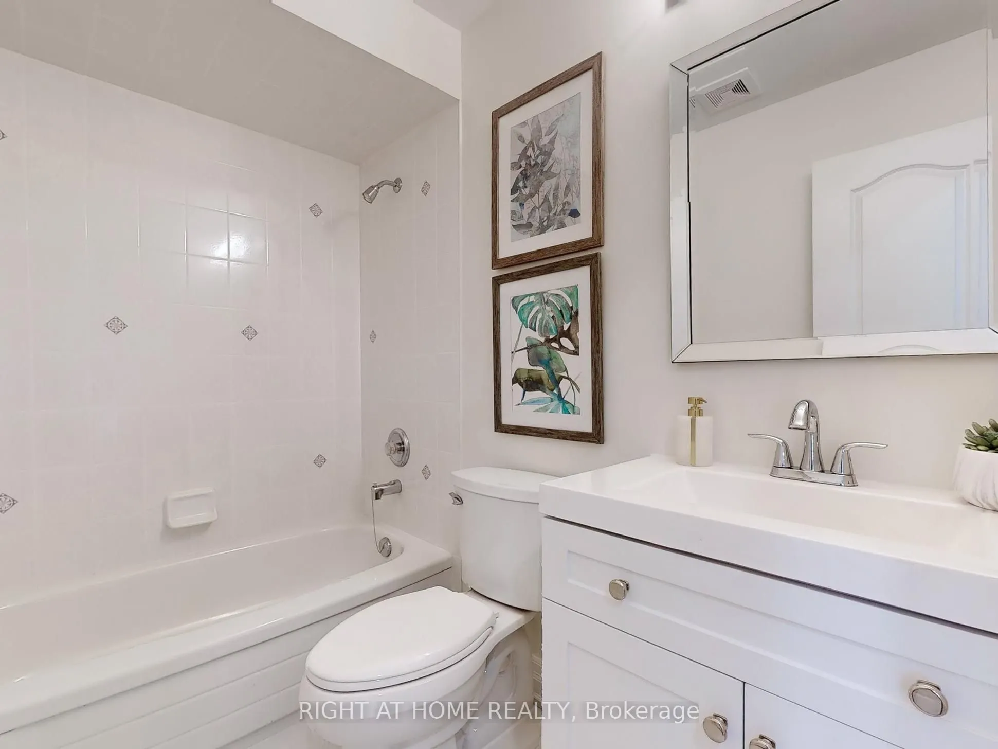 735 New Westminster Drive, #3