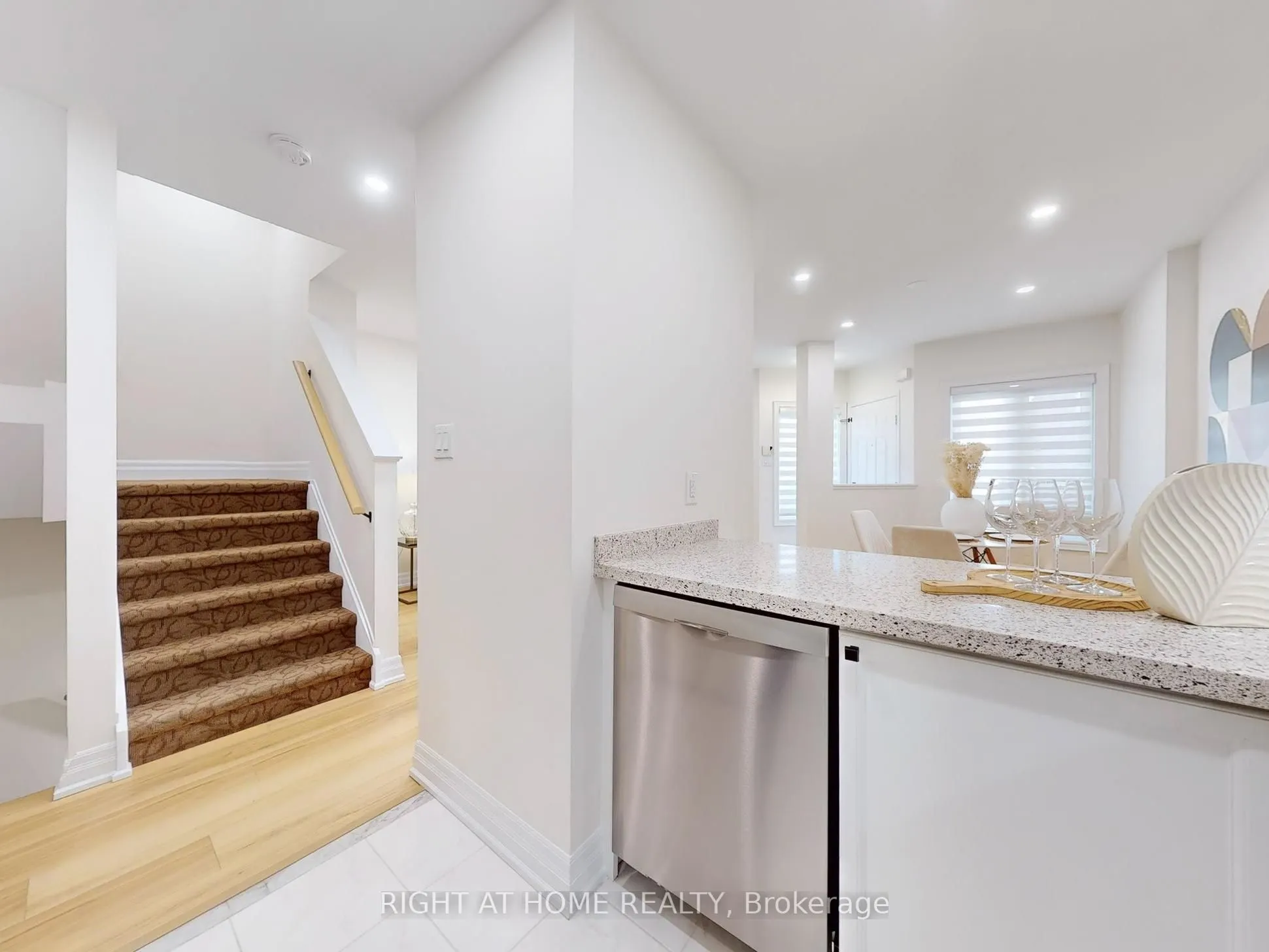 735 New Westminster Drive, #3