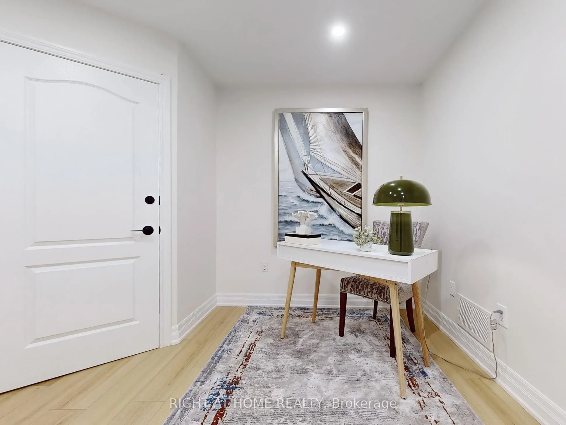 735 New Westminster Drive, #3