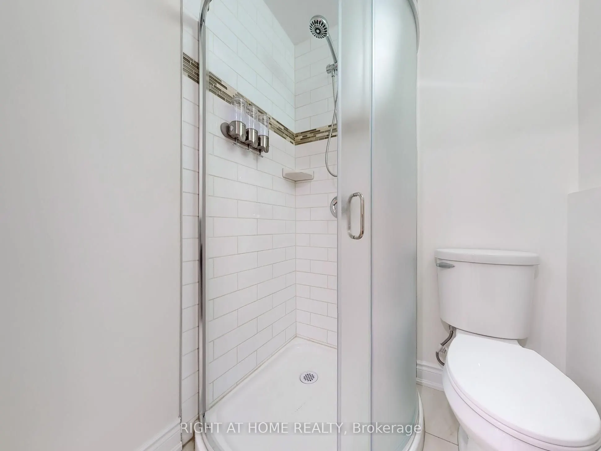 735 New Westminster Drive, #3