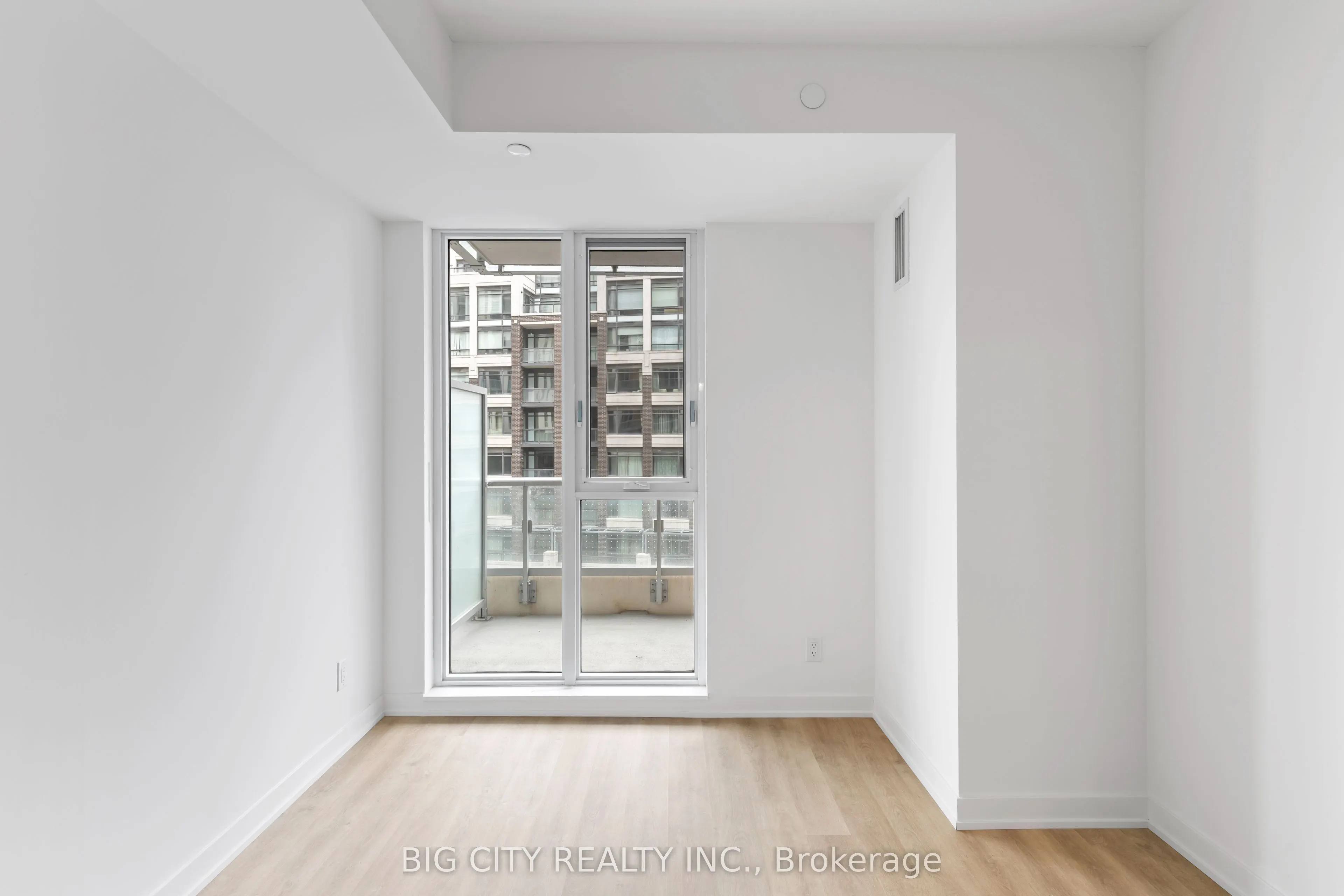 8119 Birchmount Road, #725