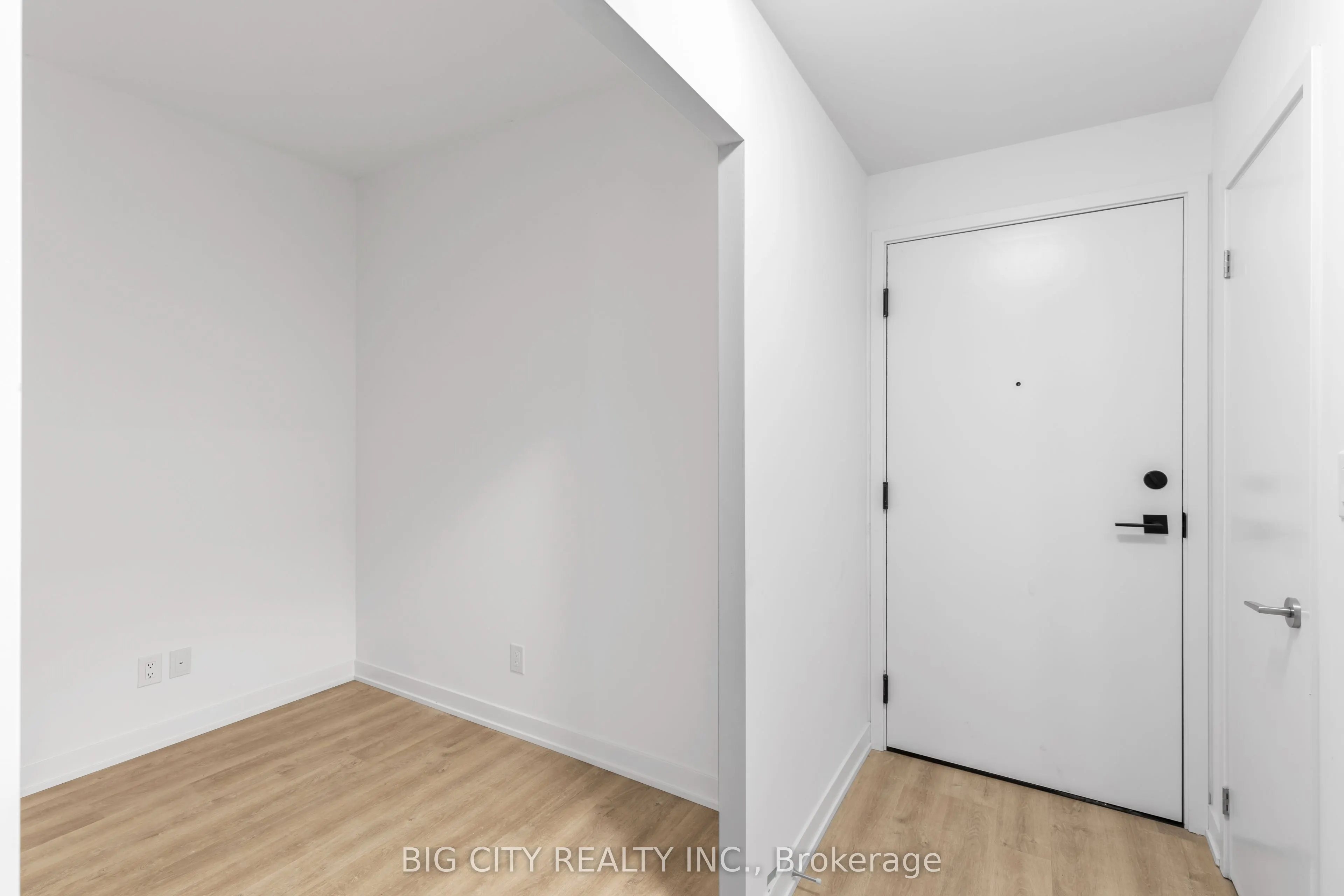 8119 Birchmount Road, #725