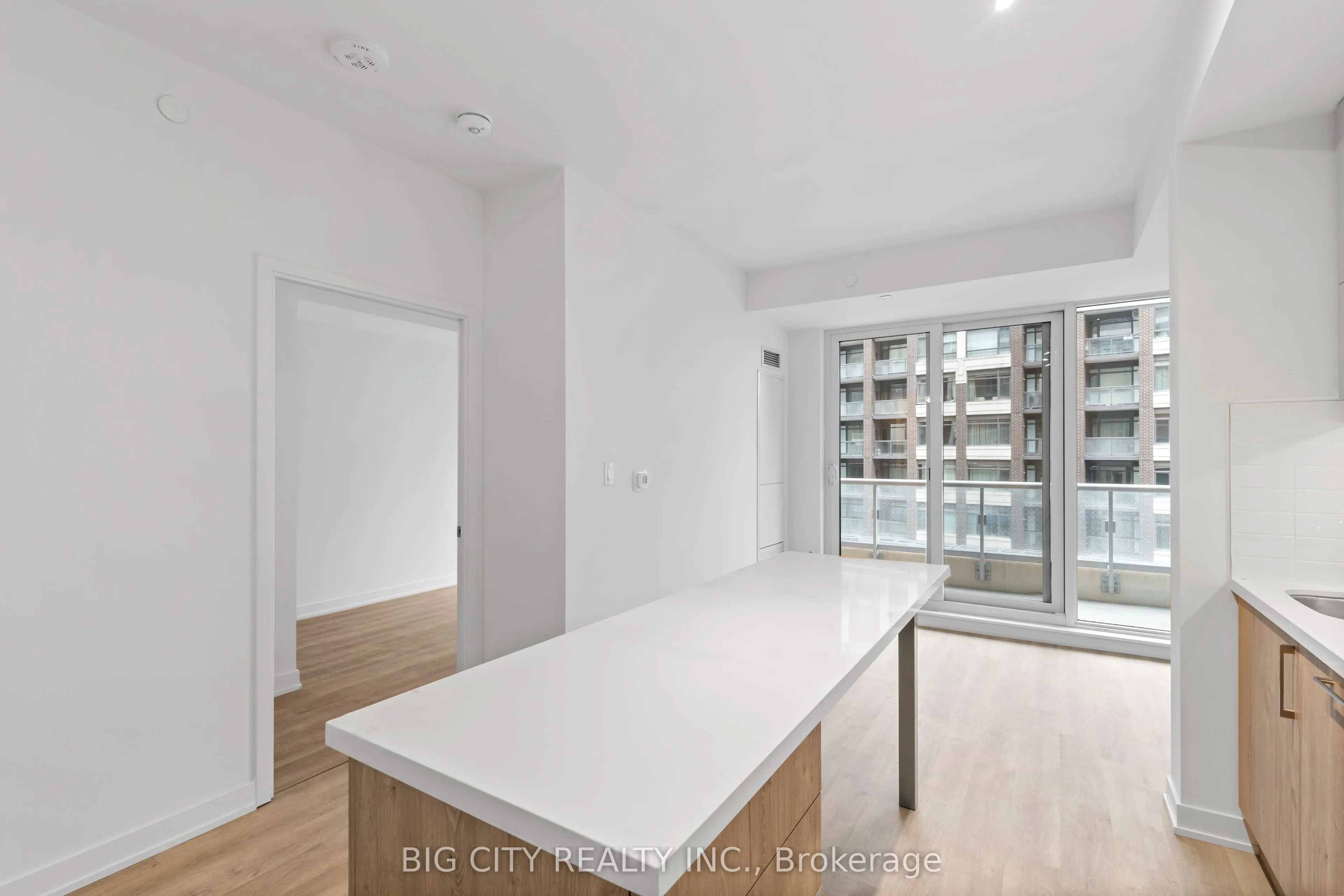 8119 Birchmount Road, #725