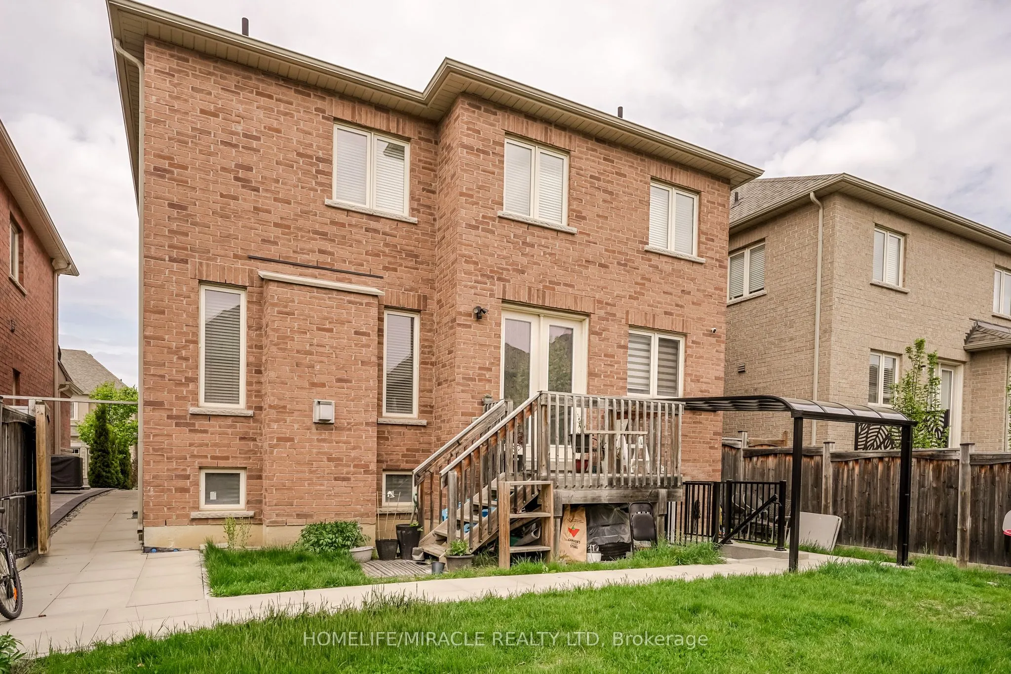 19 Wardlaw Place