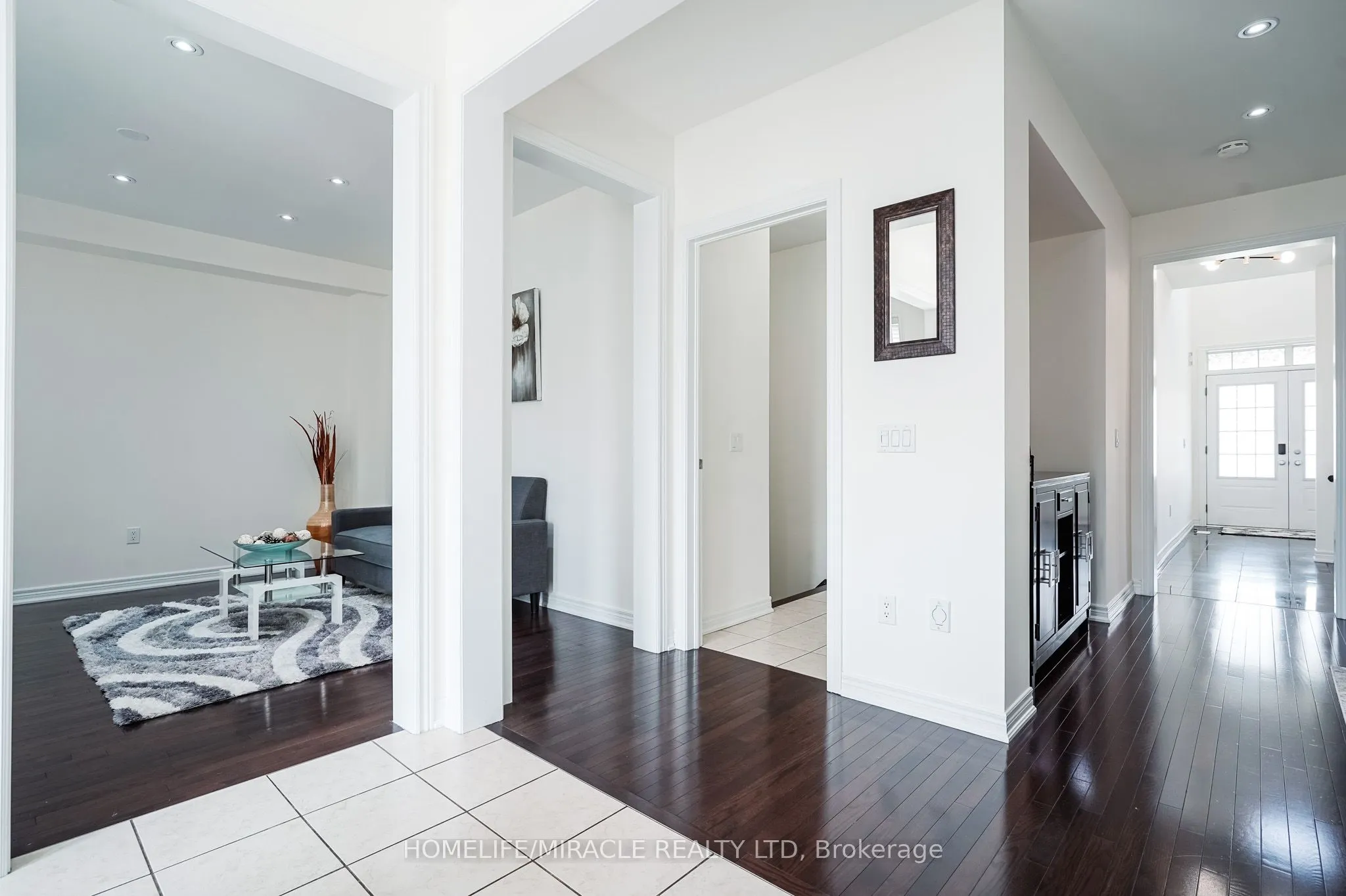 19 Wardlaw Place