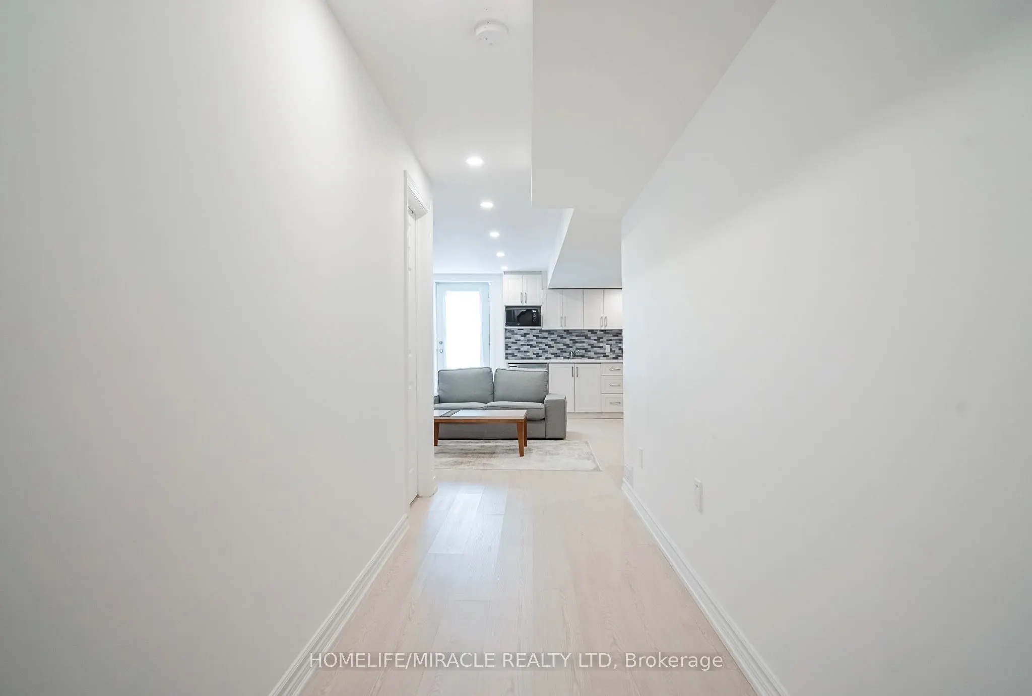 19 Wardlaw Place