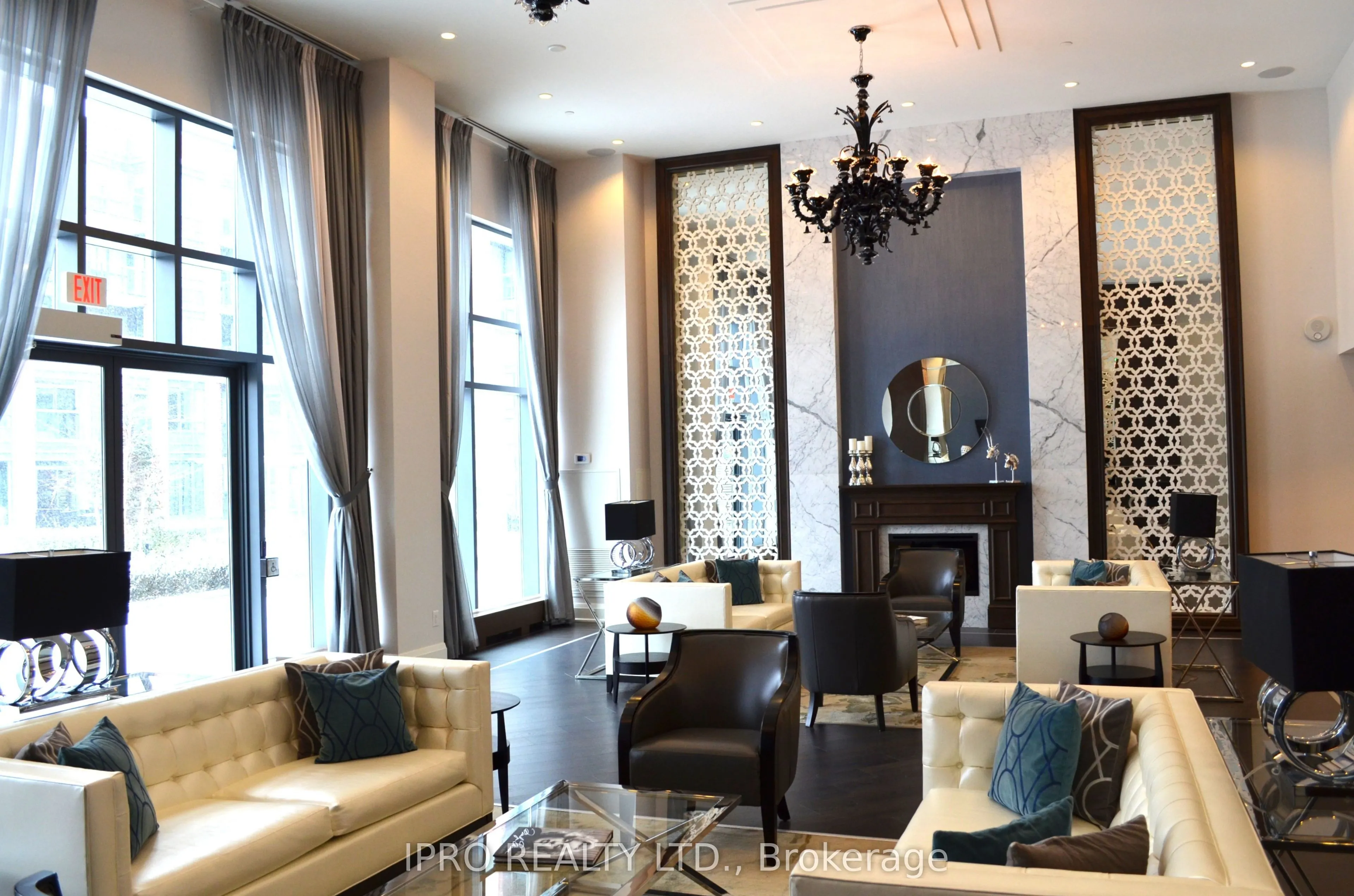 7608 Yonge Street, #516