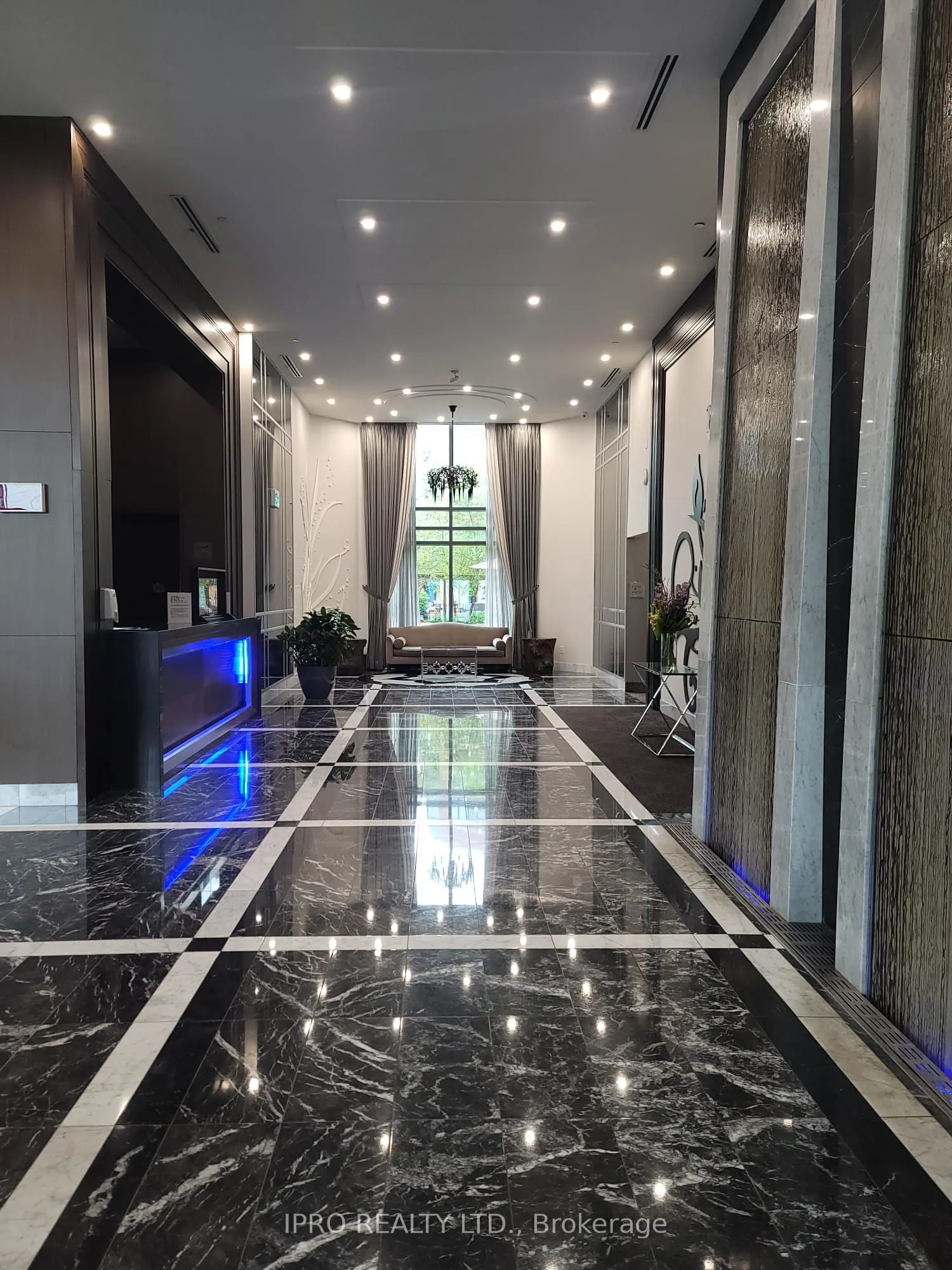 7608 Yonge Street, #516
