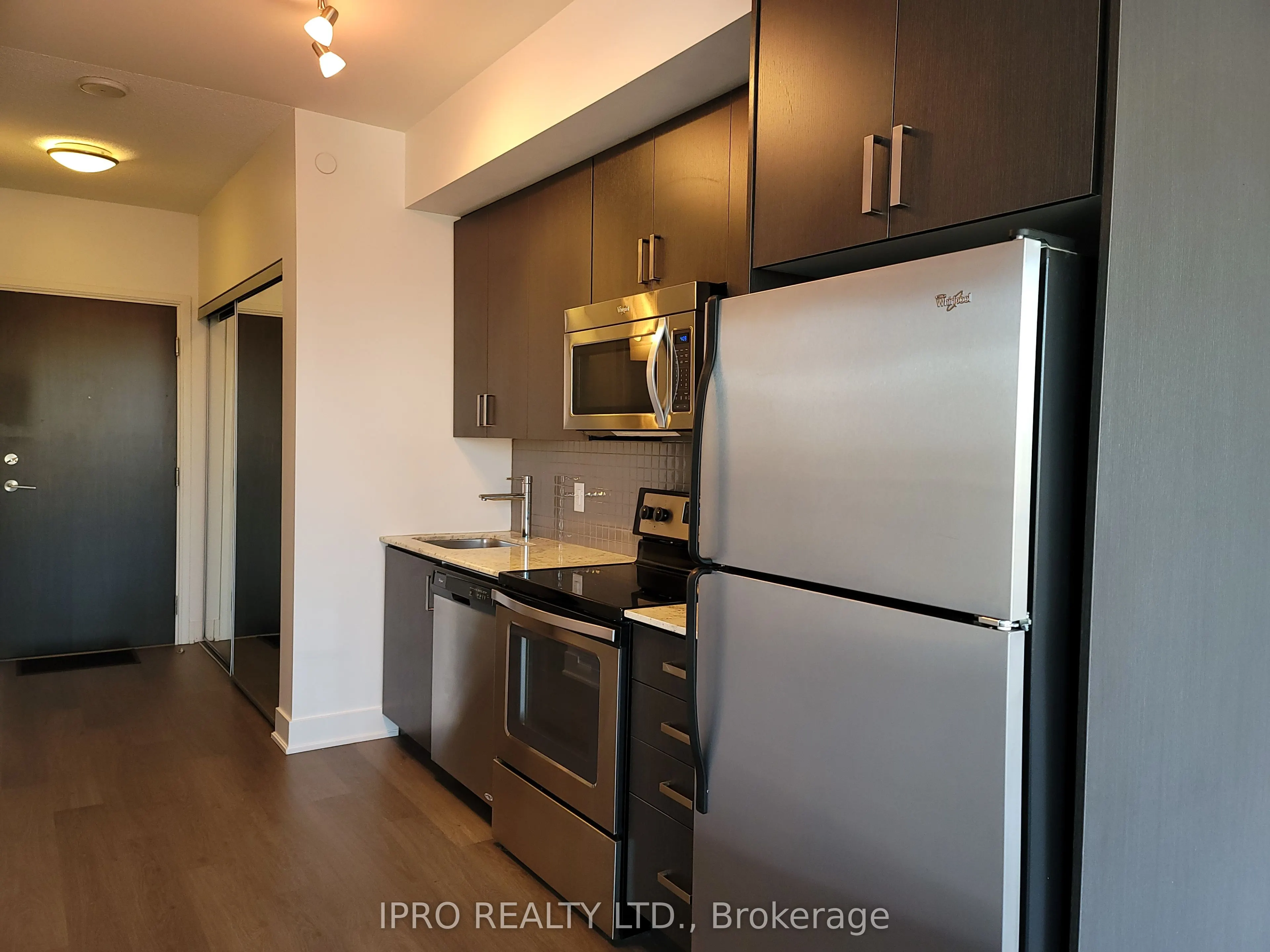 7608 Yonge Street, #516