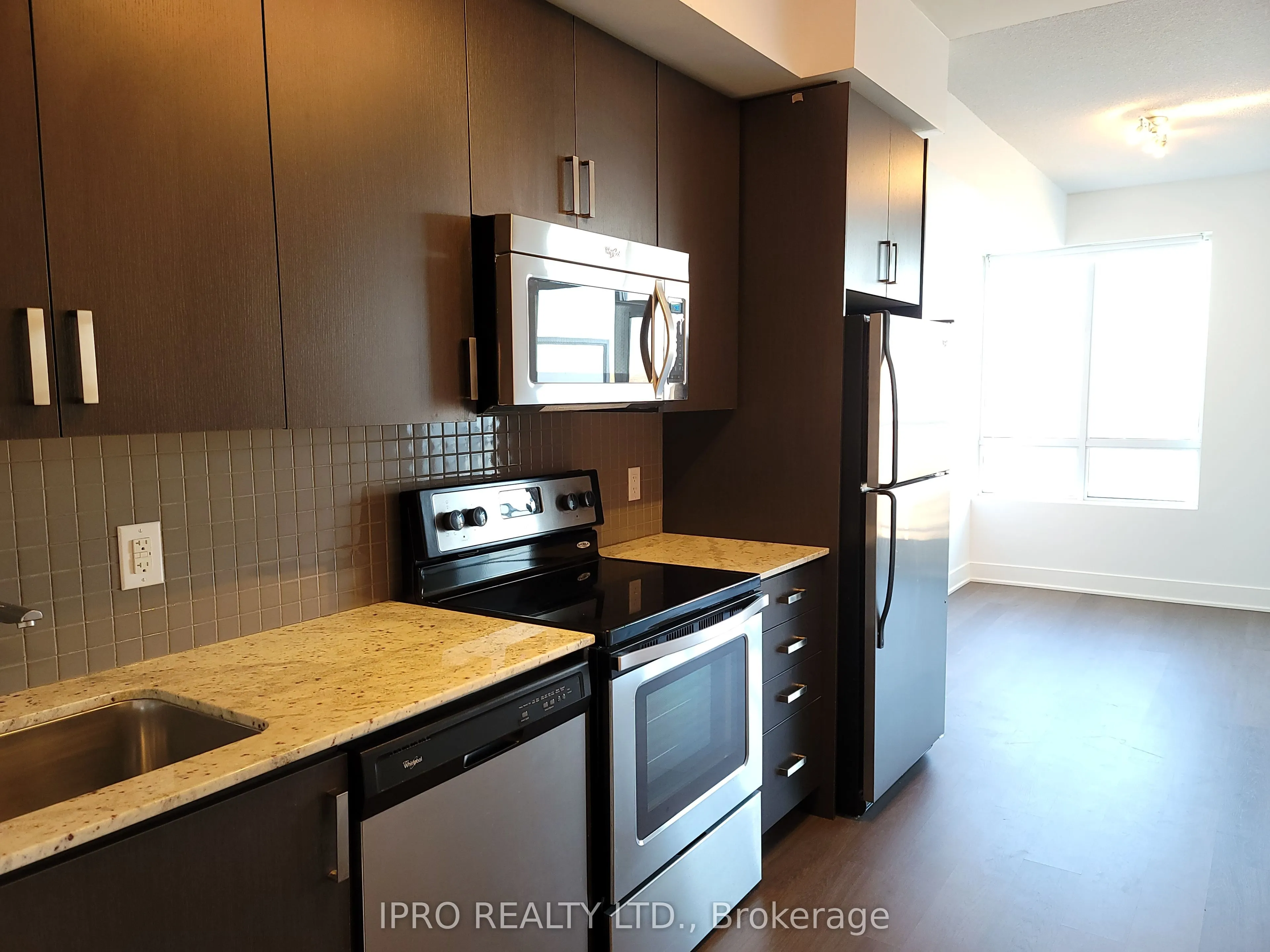 7608 Yonge Street, #516