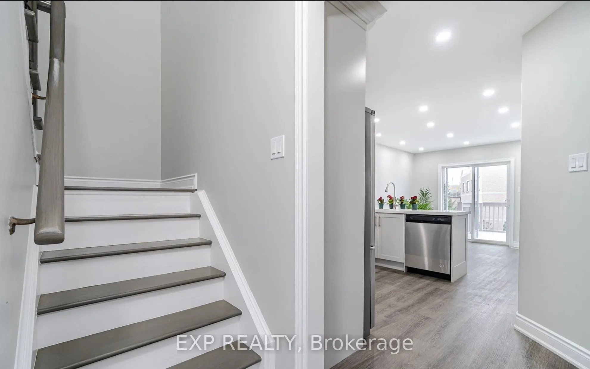15 Lynn Street