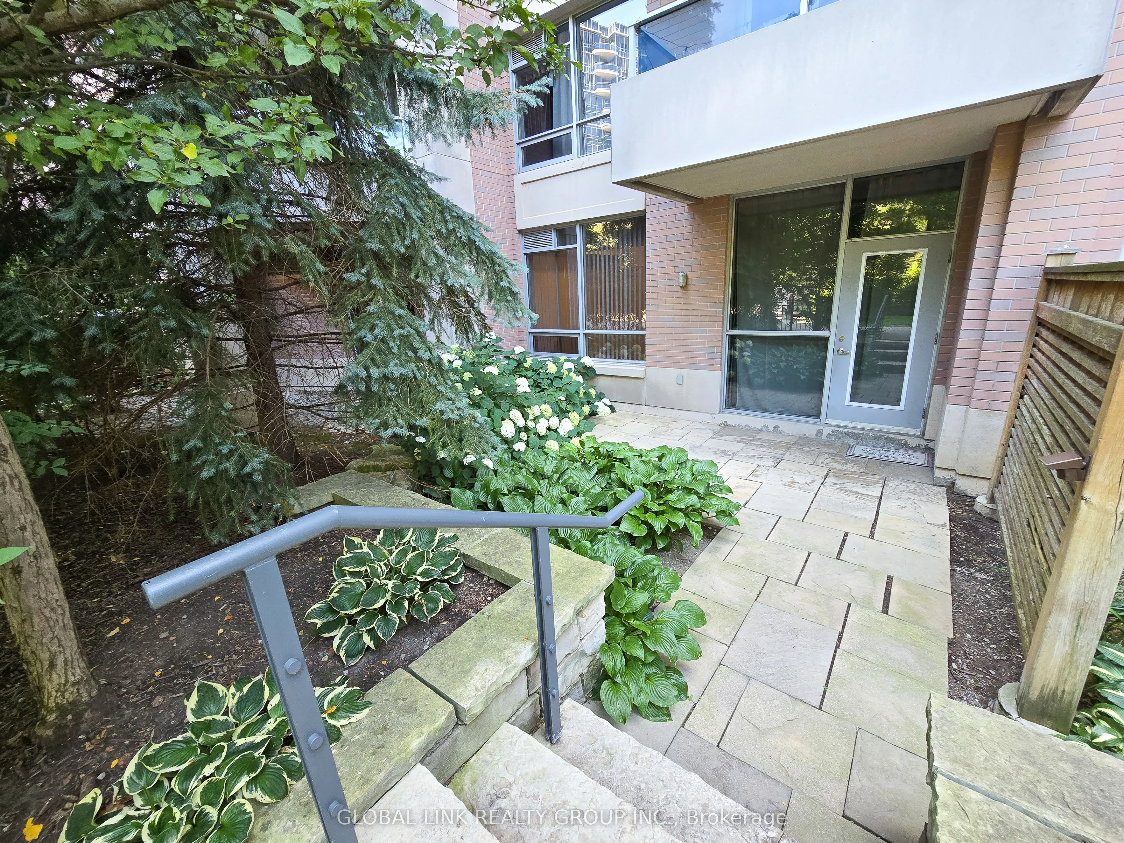 23 Cox Boulevard, #185