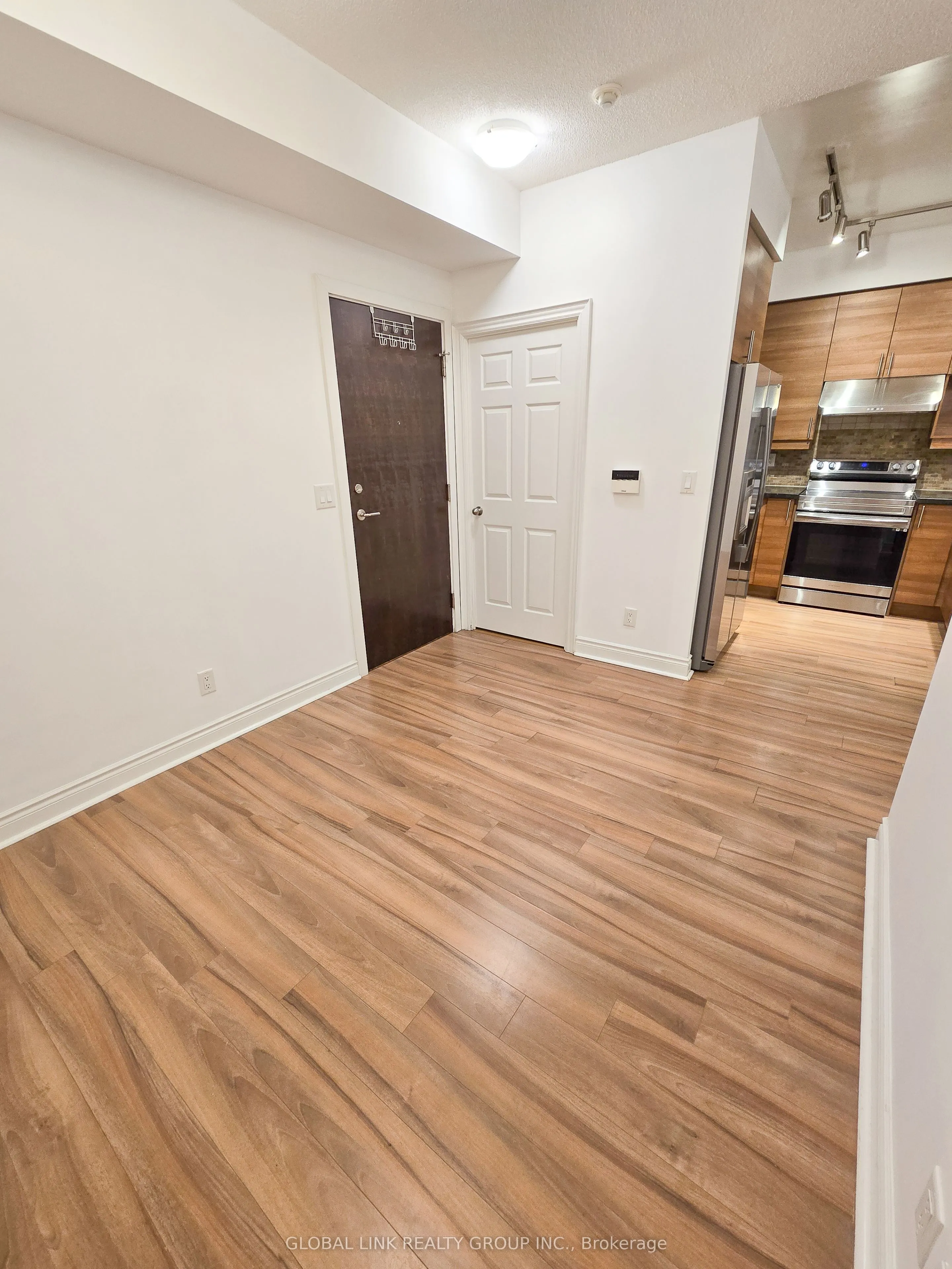 23 Cox Boulevard, #185