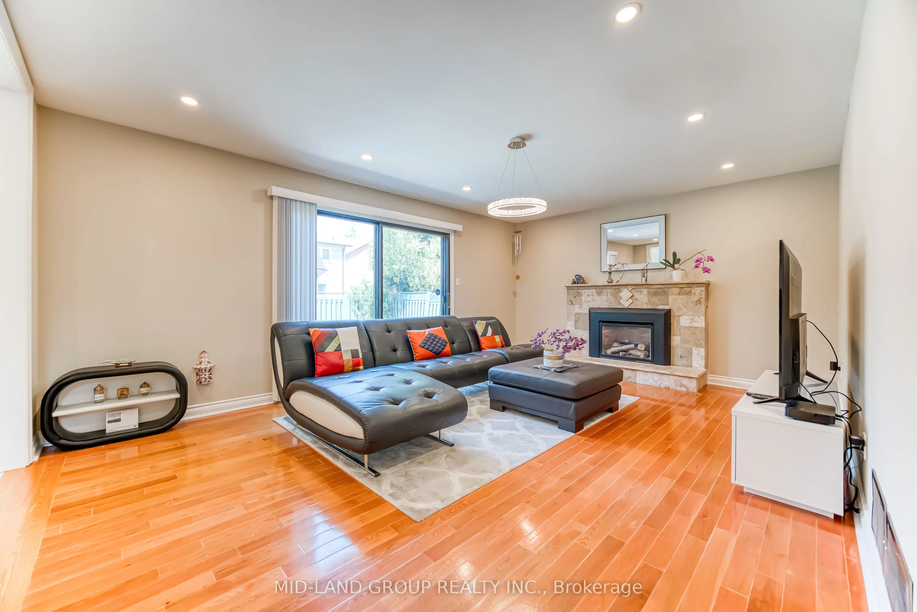 74 Blackmore Avenue