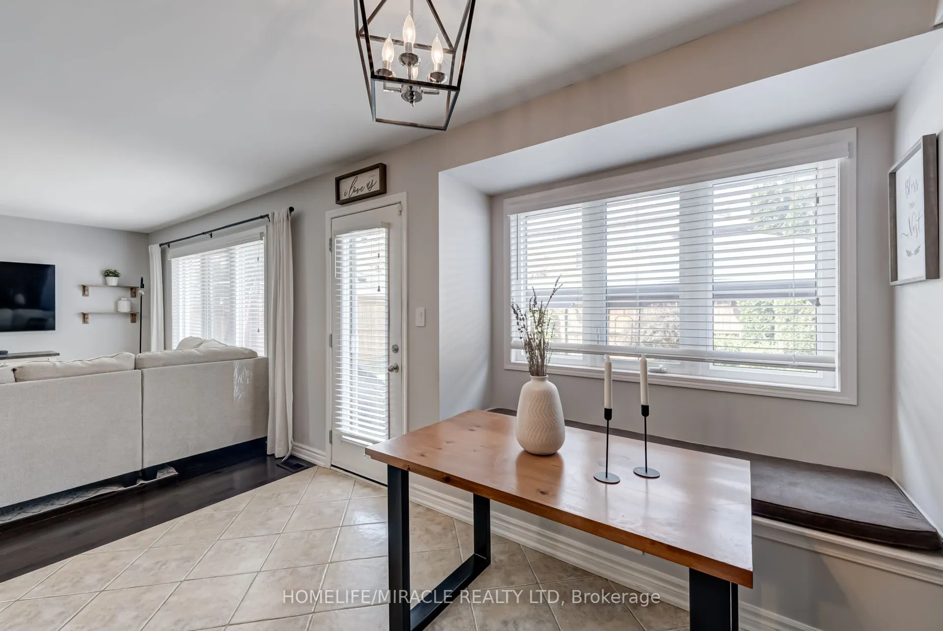 75 Kidd Crescent