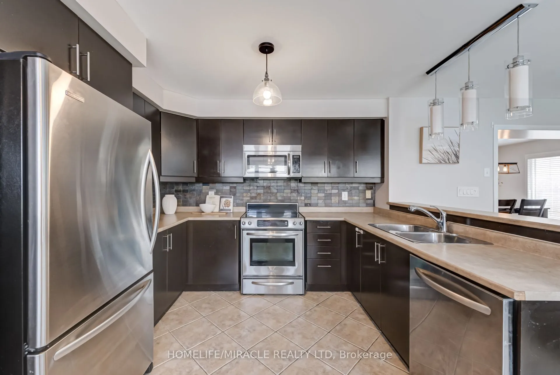 75 Kidd Crescent