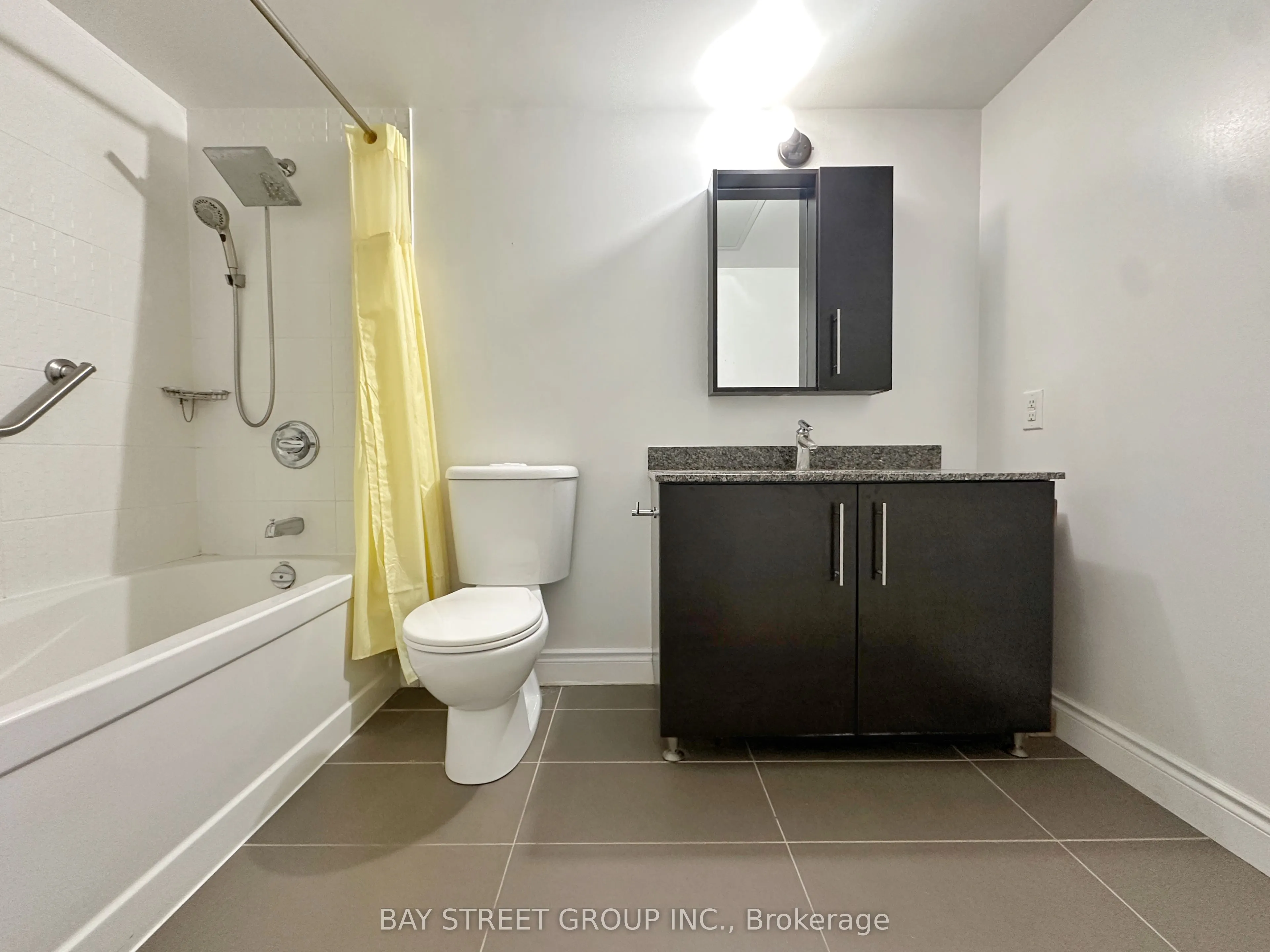 233 South Park Road, #207