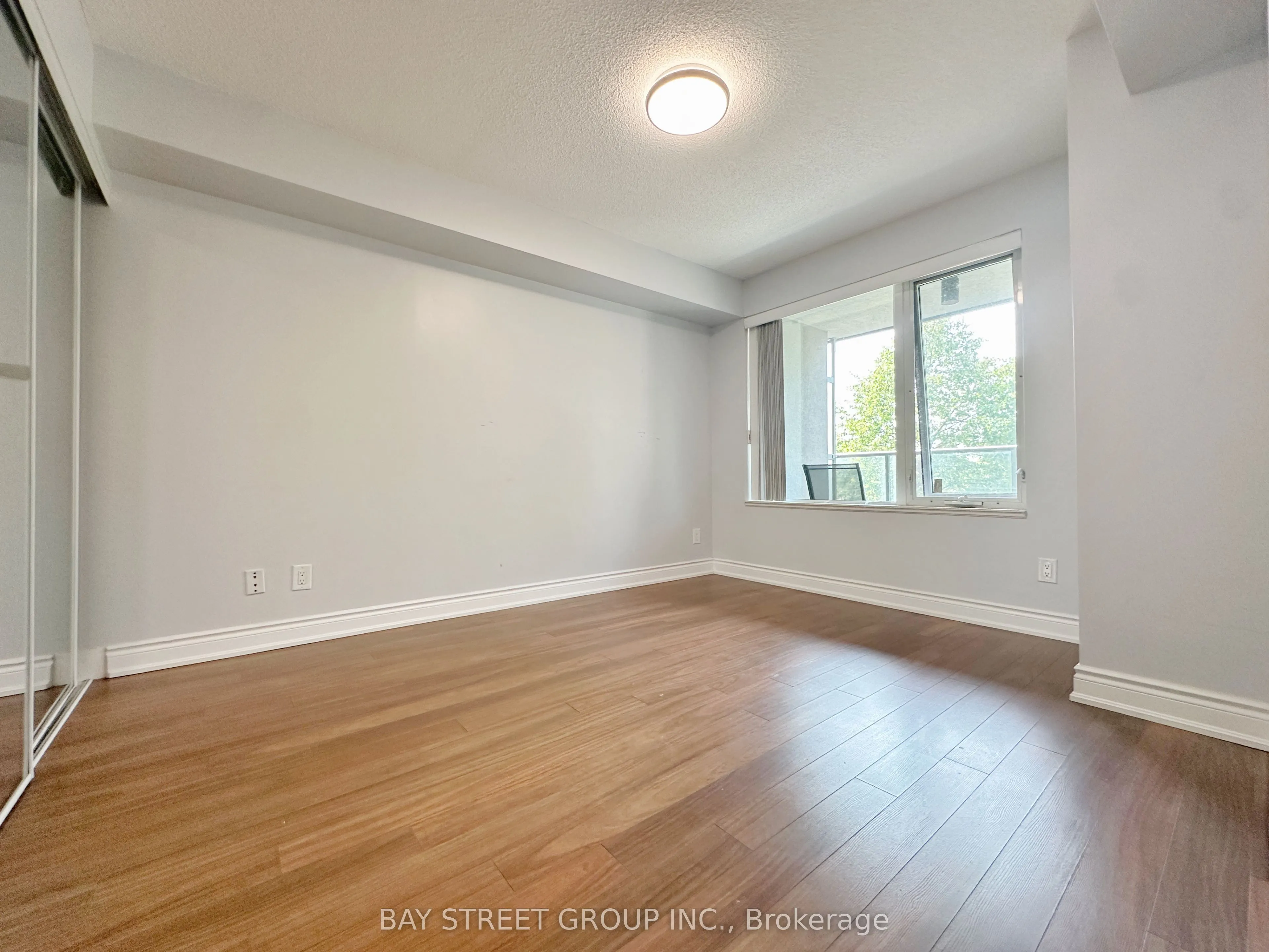 233 South Park Road, #207