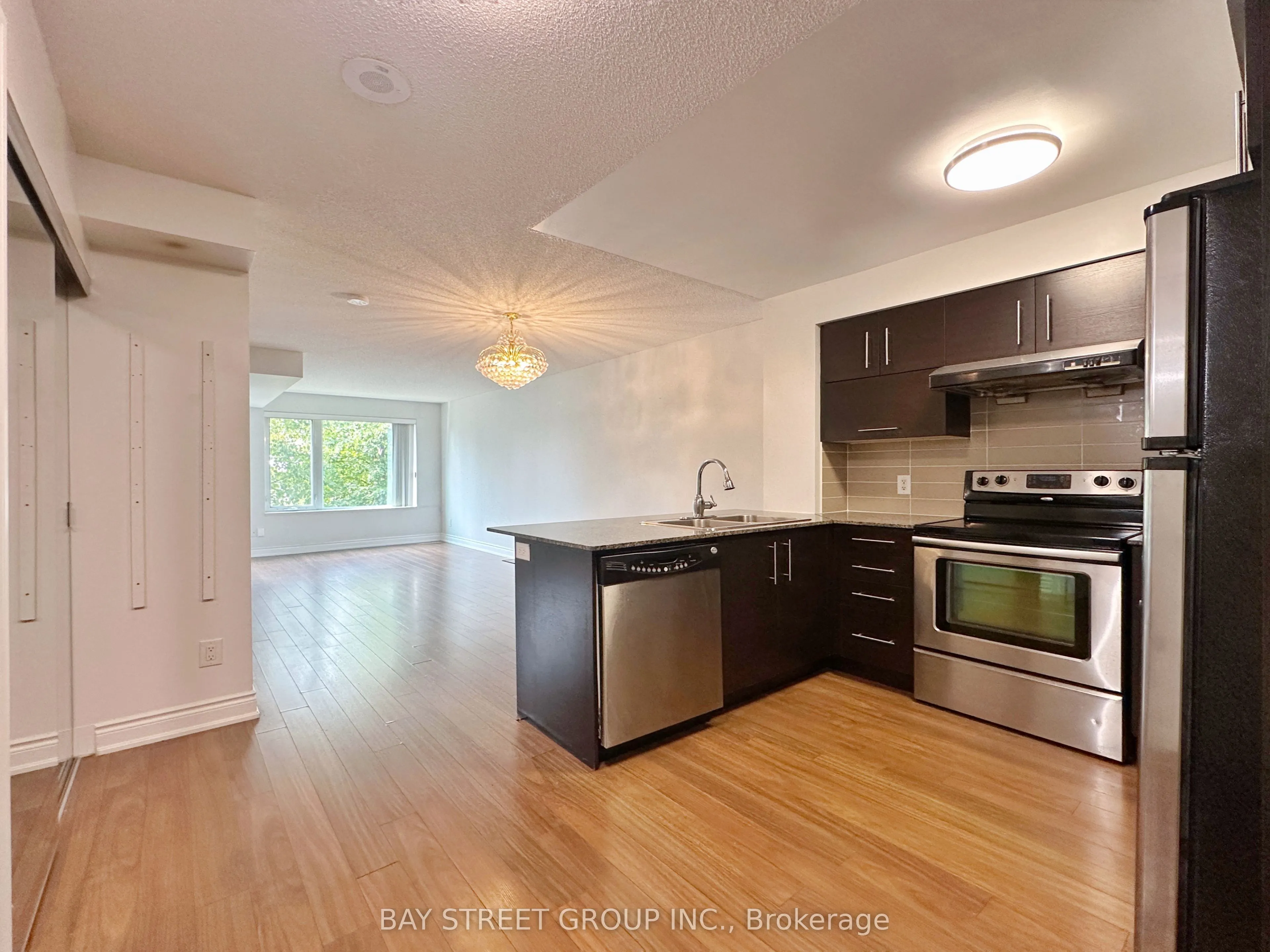 233 South Park Road, #207