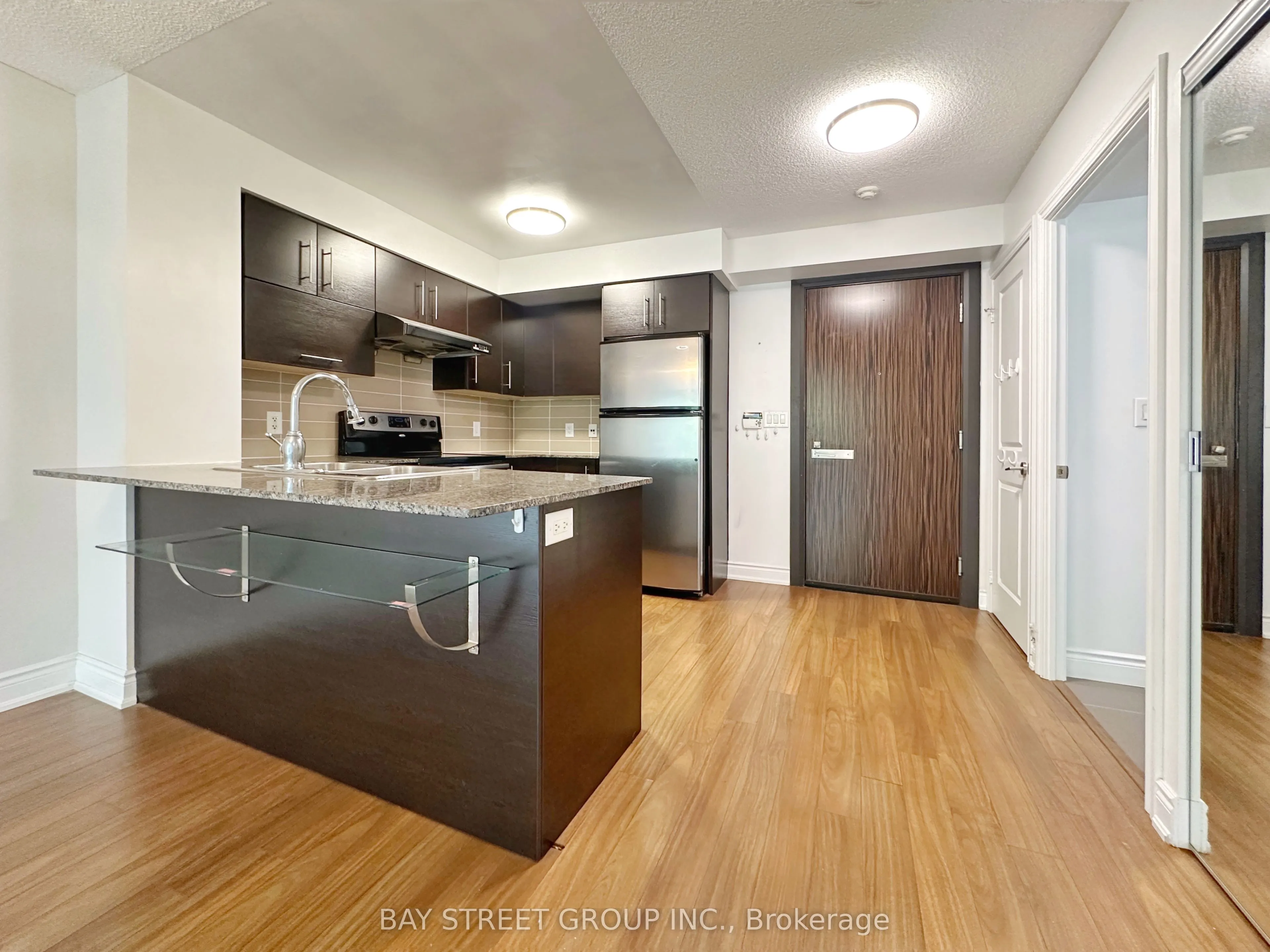 233 South Park Road, #207