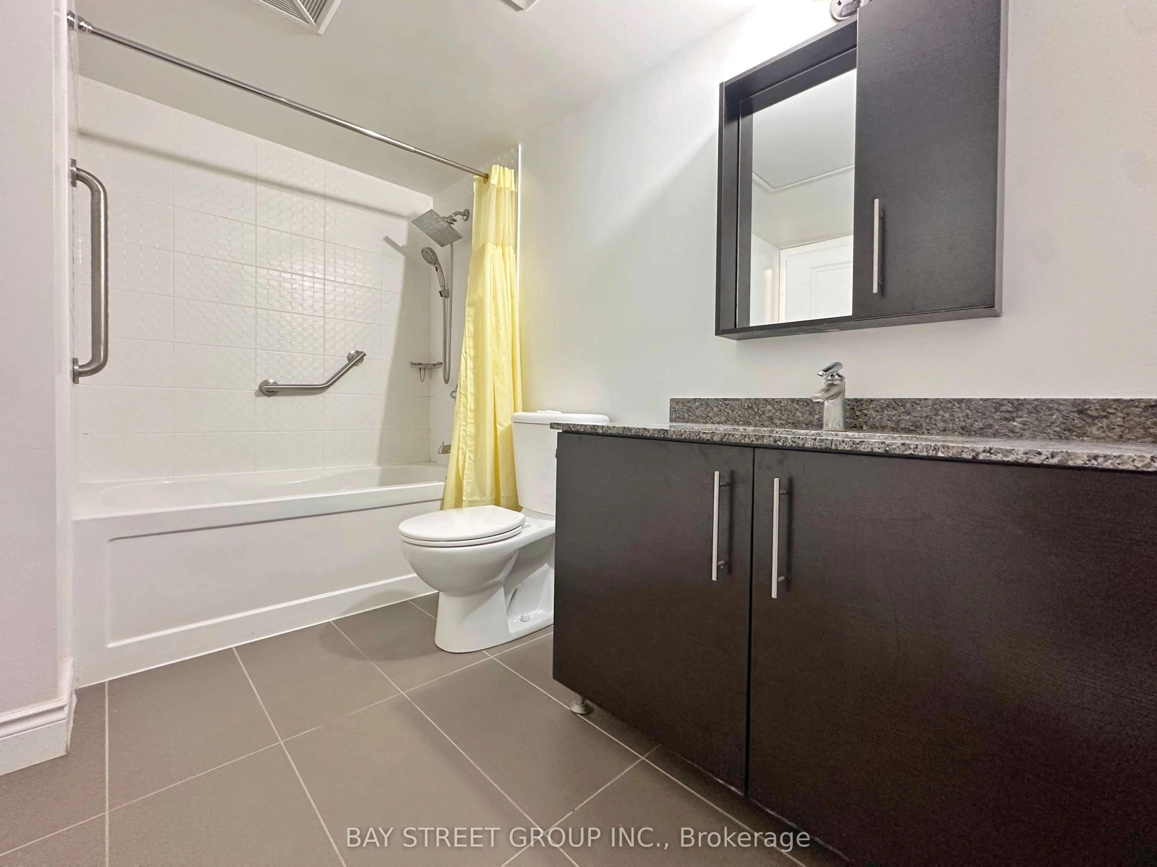 233 South Park Road, #207