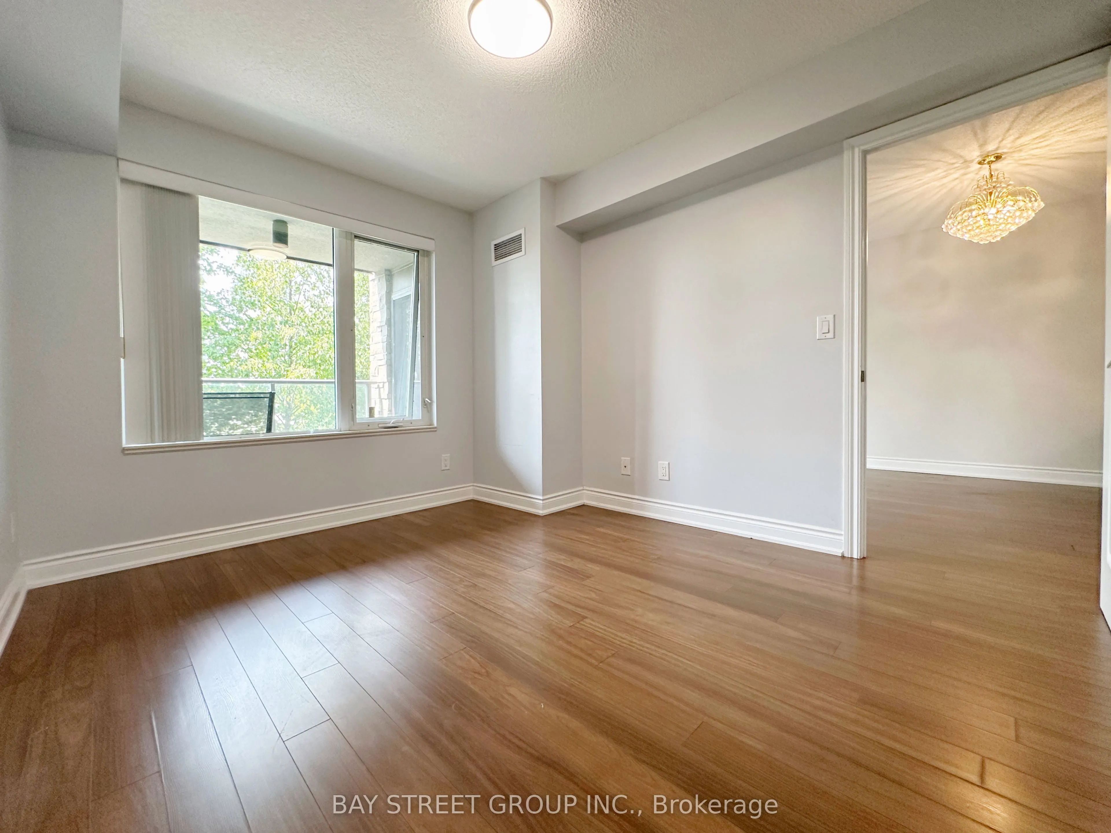 233 South Park Road, #207