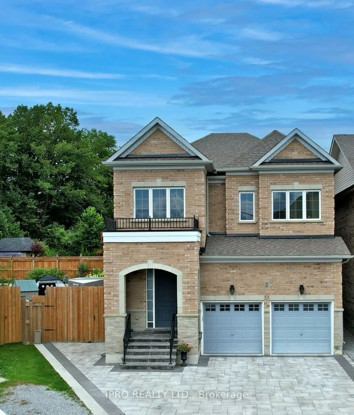 20 Clara May Avenue