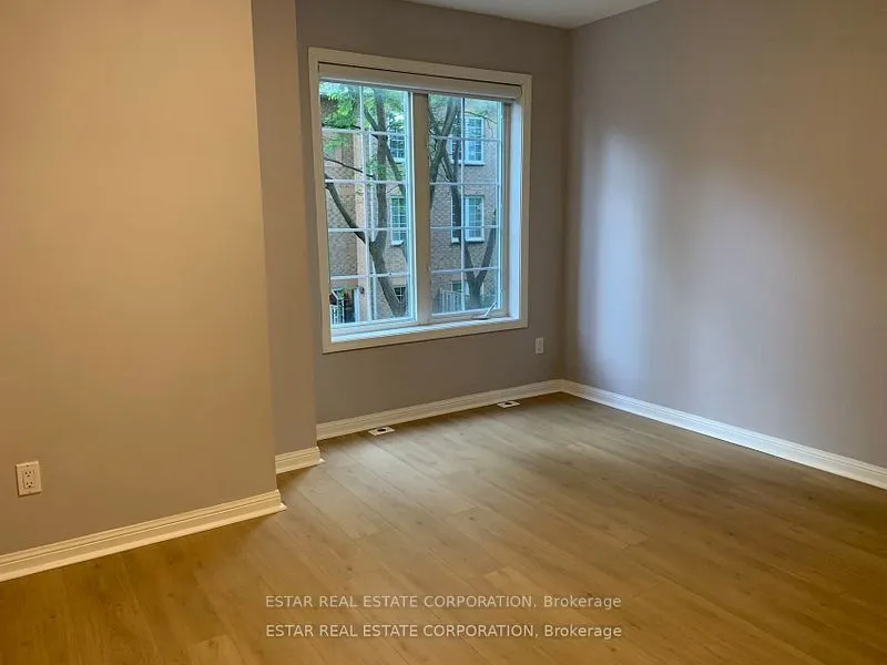 23 St Moritz Way, #12