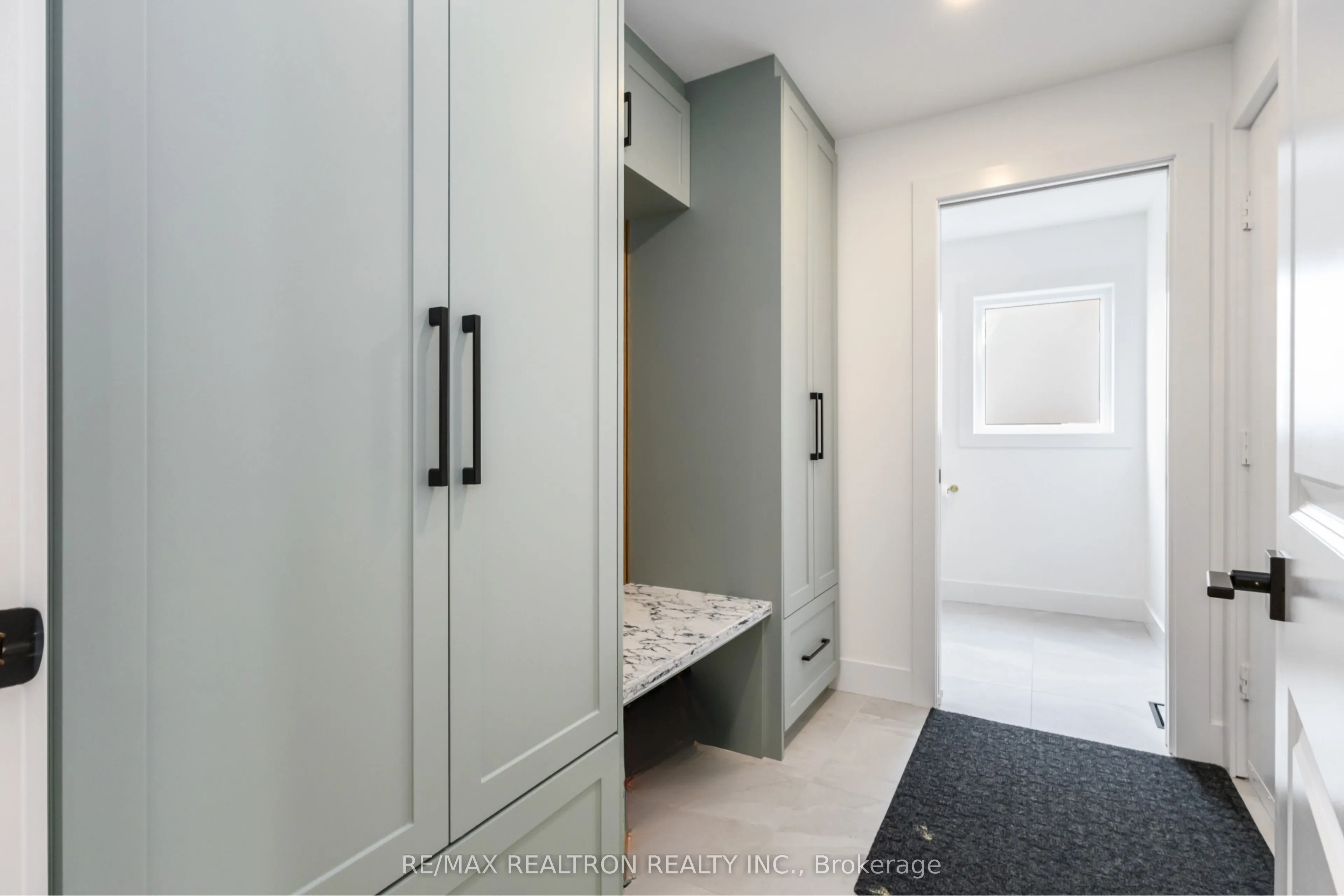 504 Traviss Drive