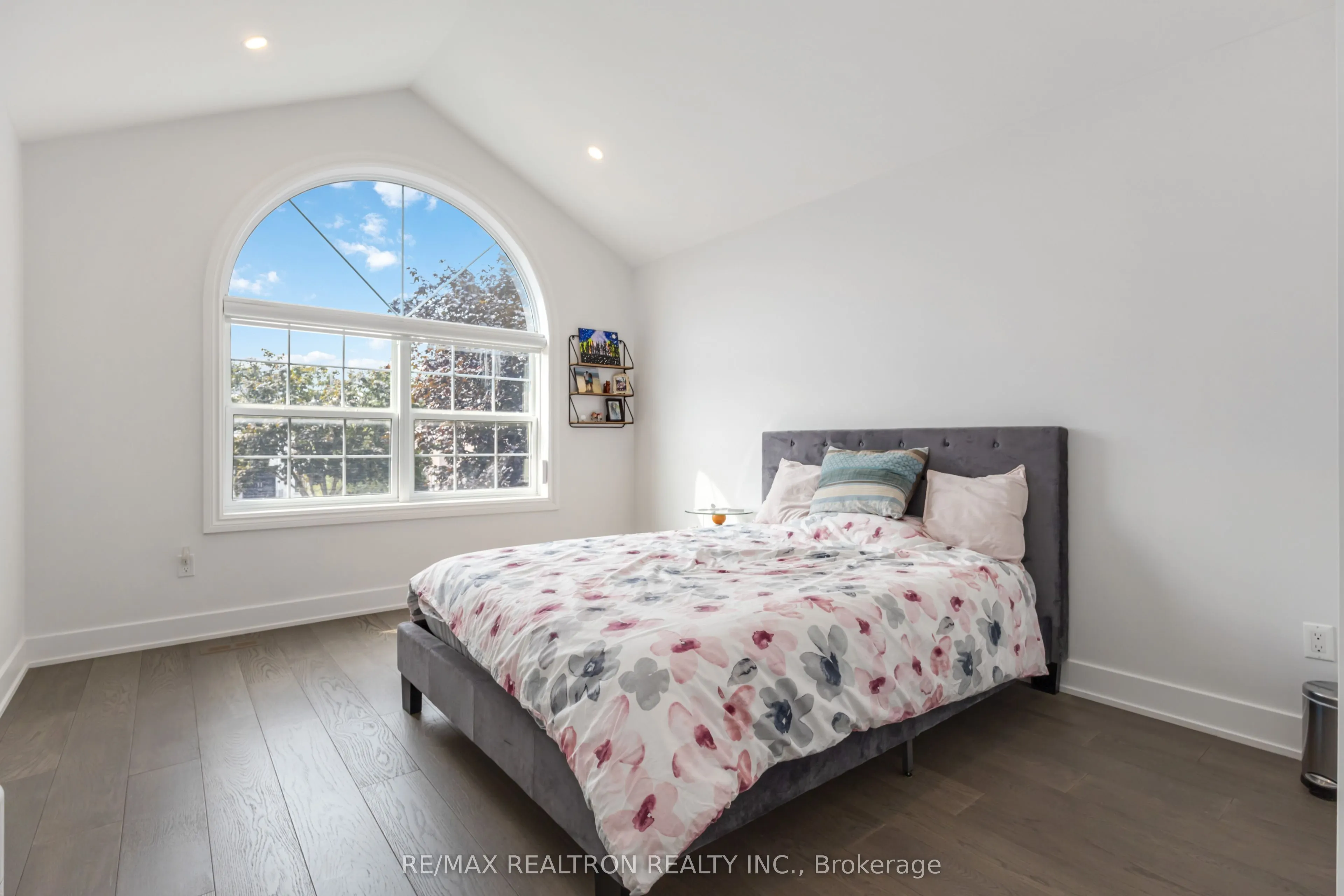 504 Traviss Drive